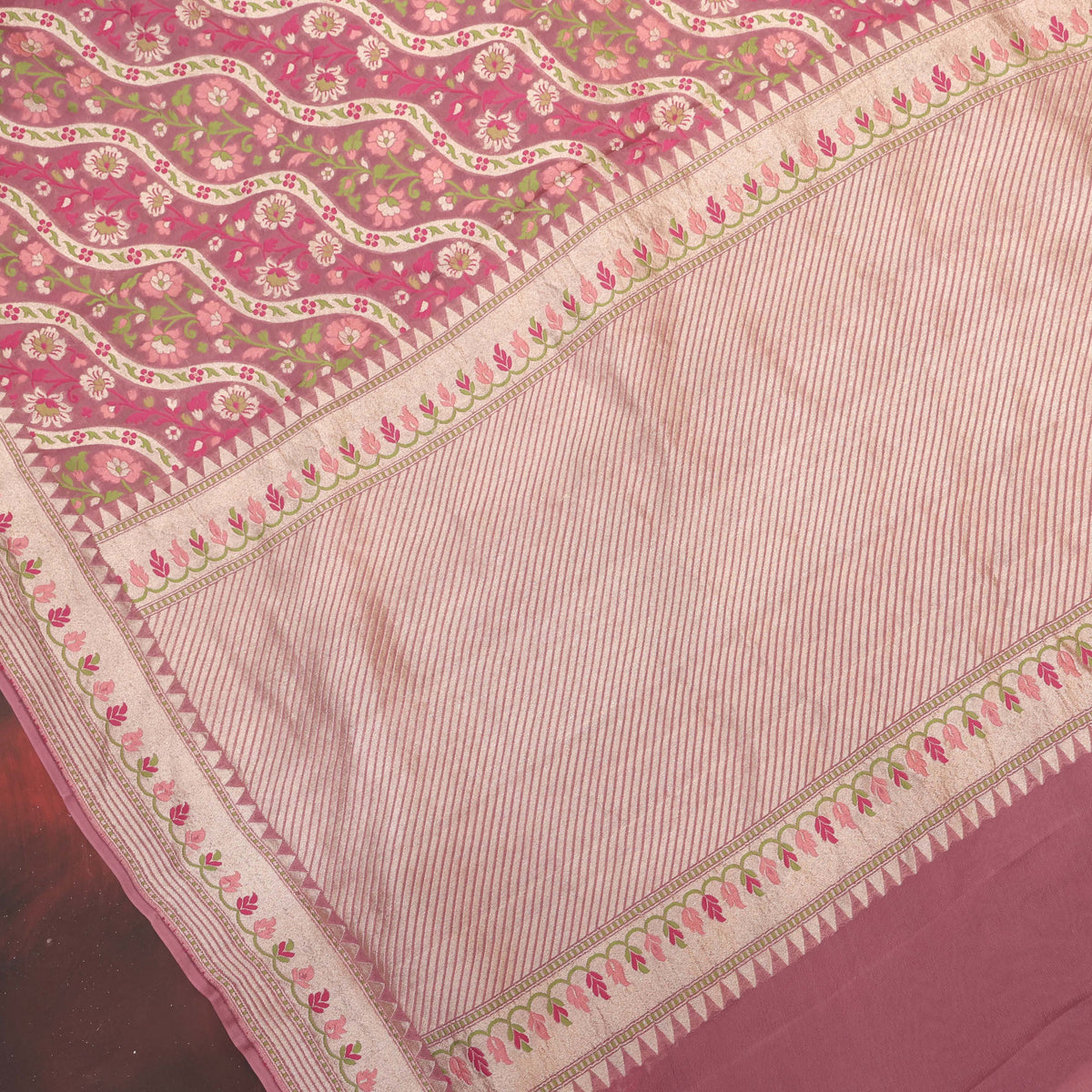 Georgette Banarasi