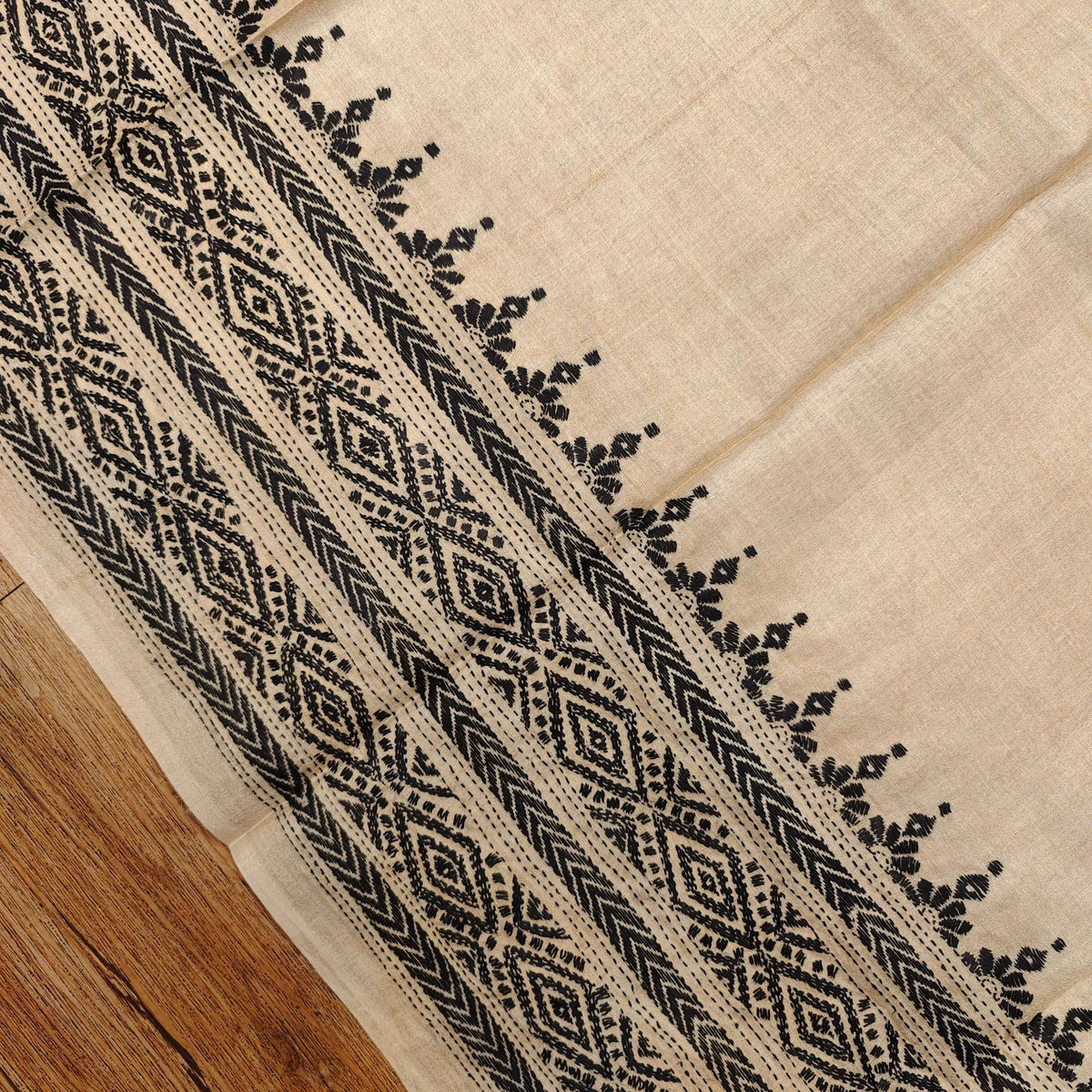 Pure Tassar Silk Saree with Kantha Stitch – Ganga-Jamuna Border