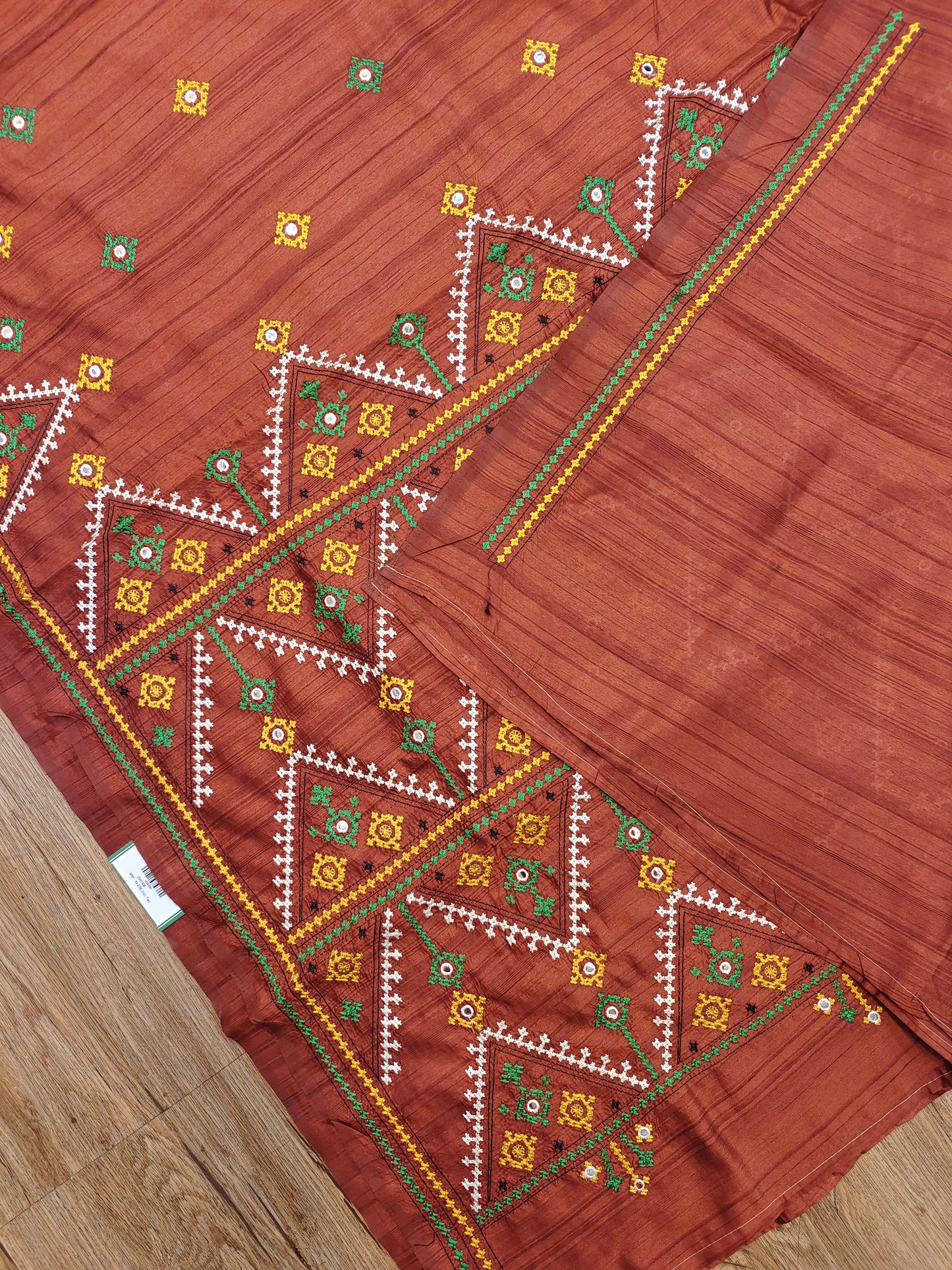 Gujarati Stitch on Blend Tussar Silk