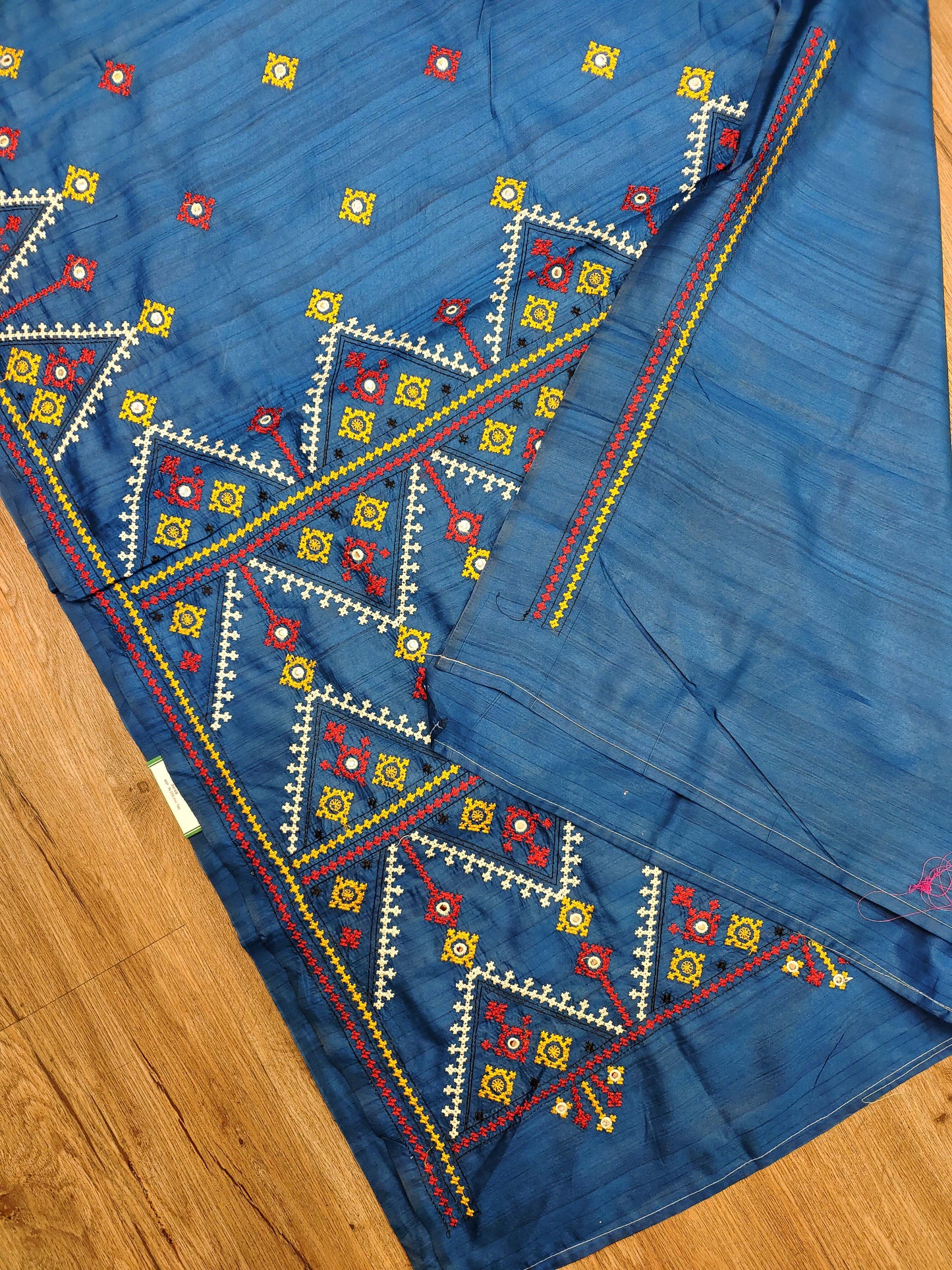 Gujarati Stitch on Blend Tussar Silk