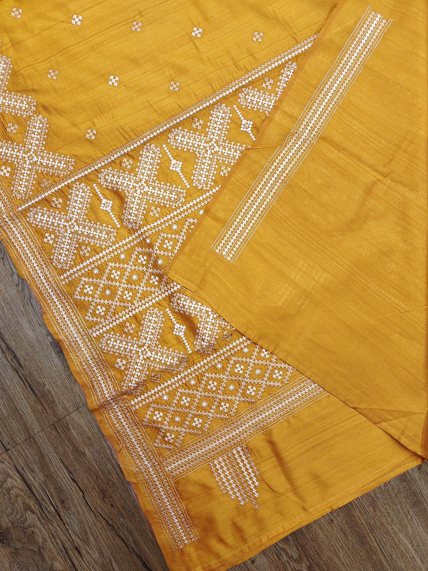 Gujarati Stitch on Blend Tussar Silk