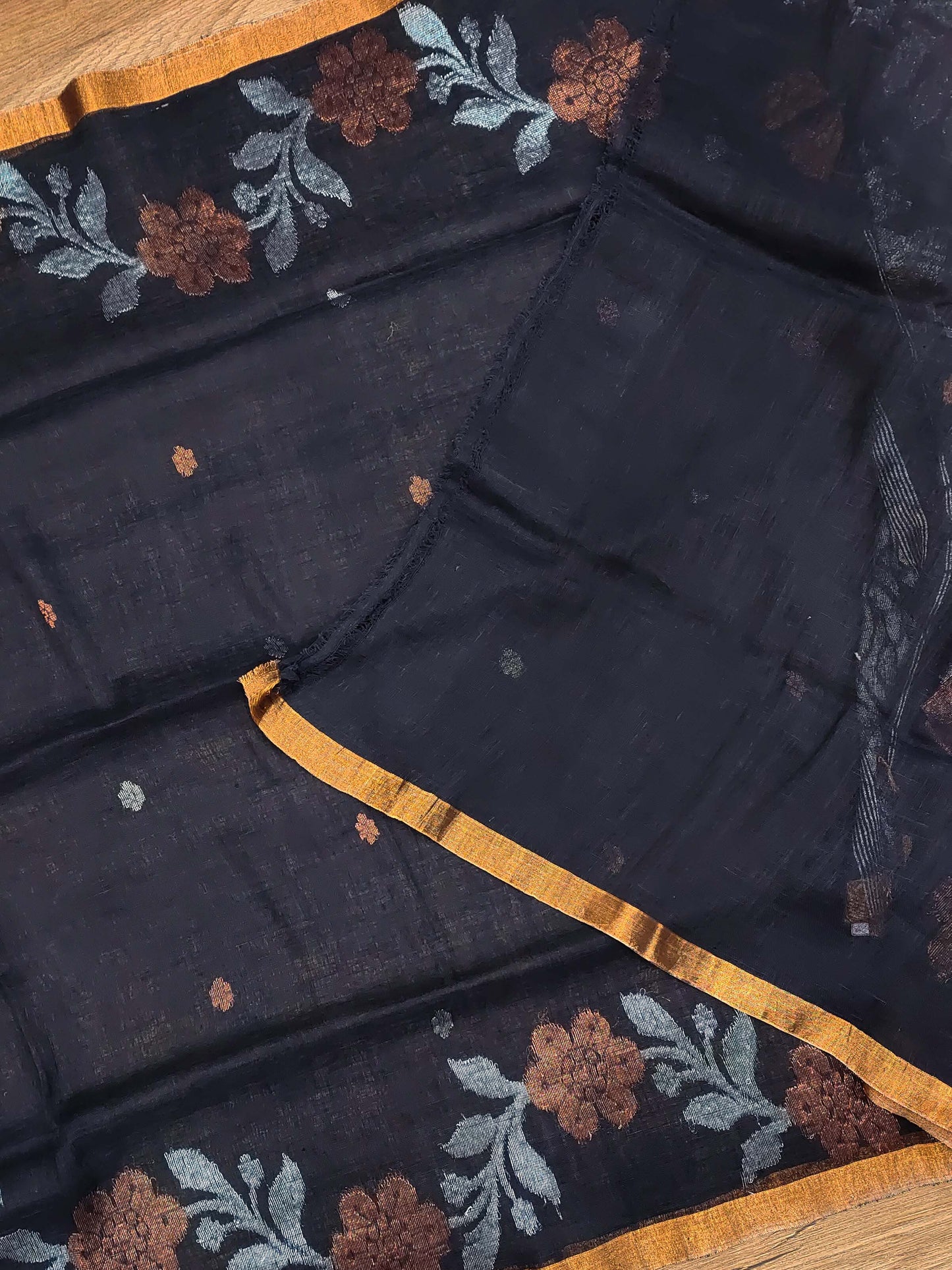 Linen Handloom