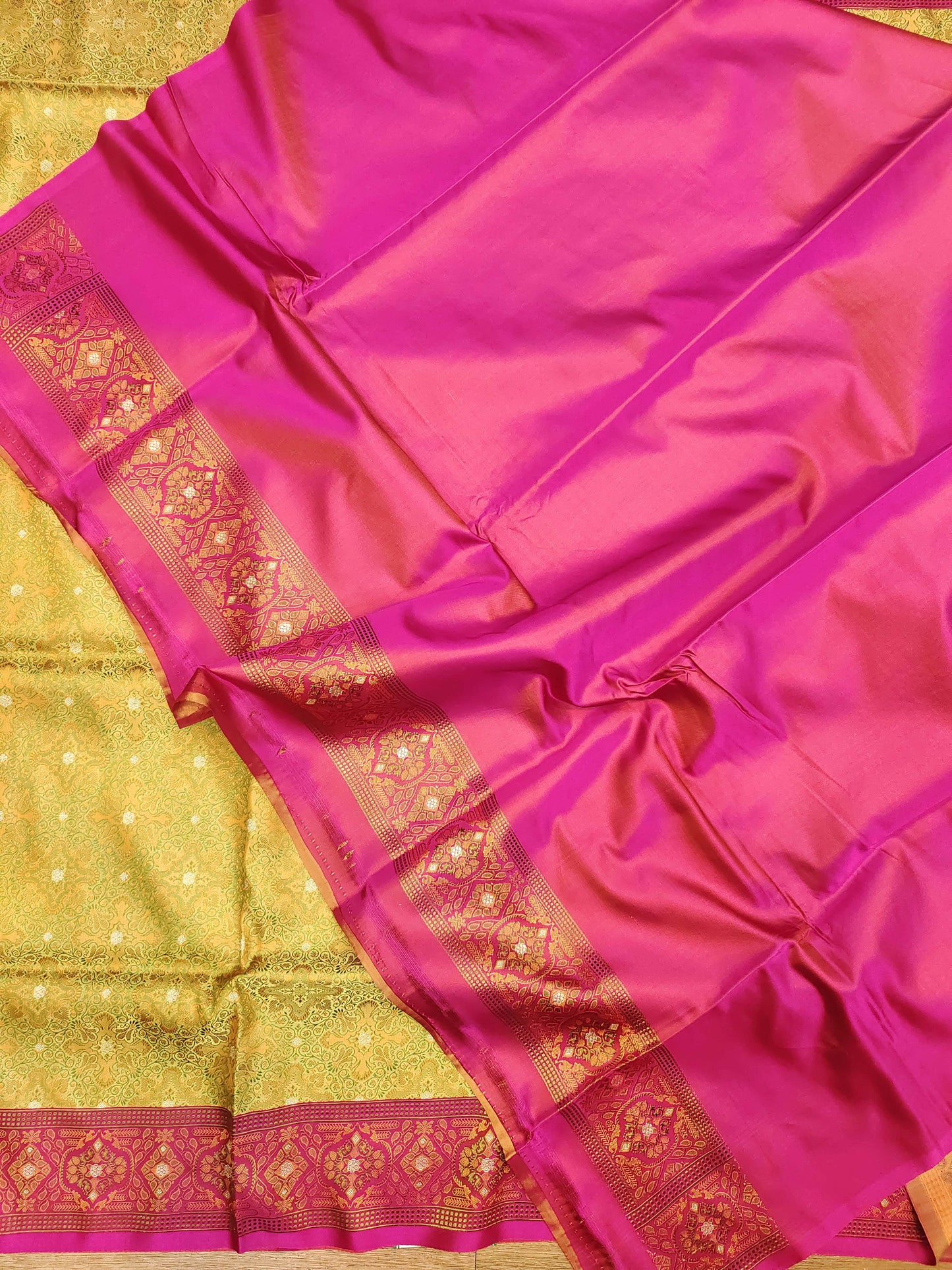 Pashmina Jamawar