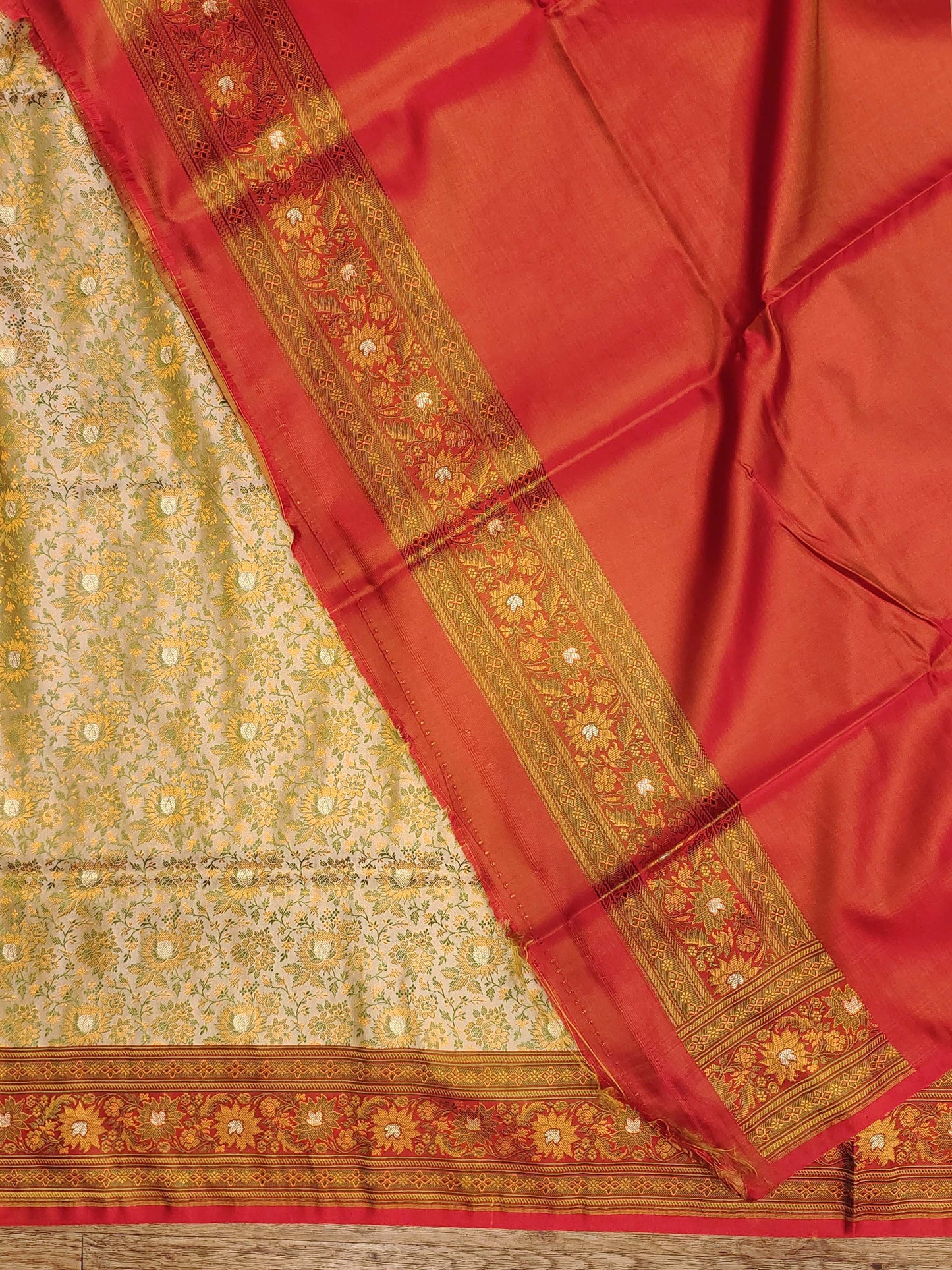 Pashmina Jamawar
