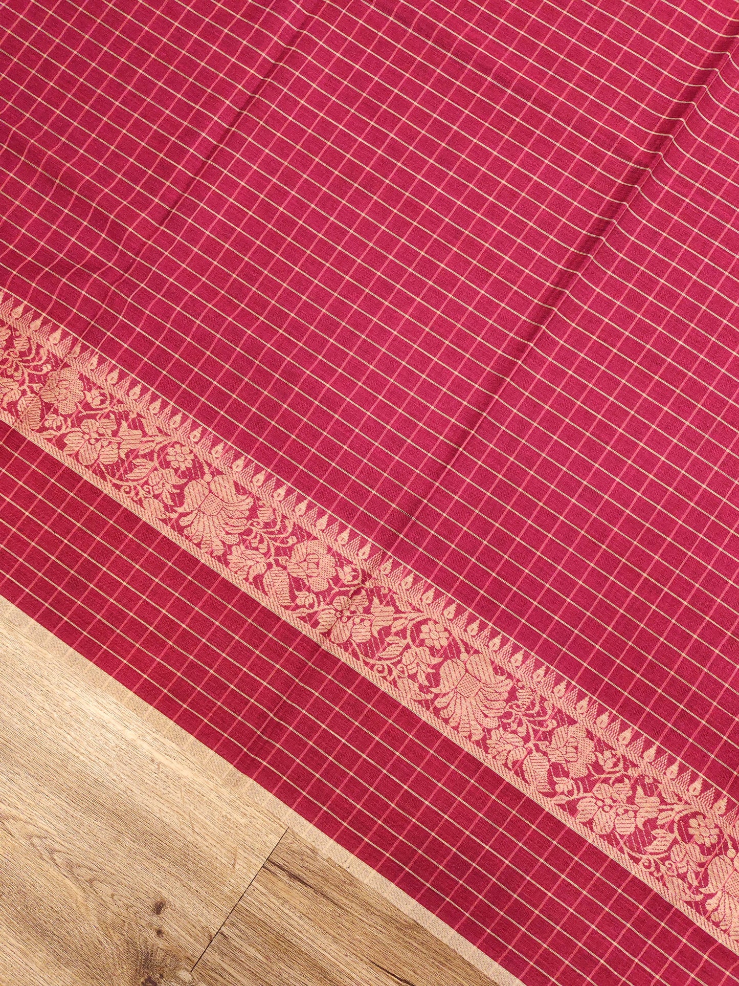 Dhaniakhali Saree