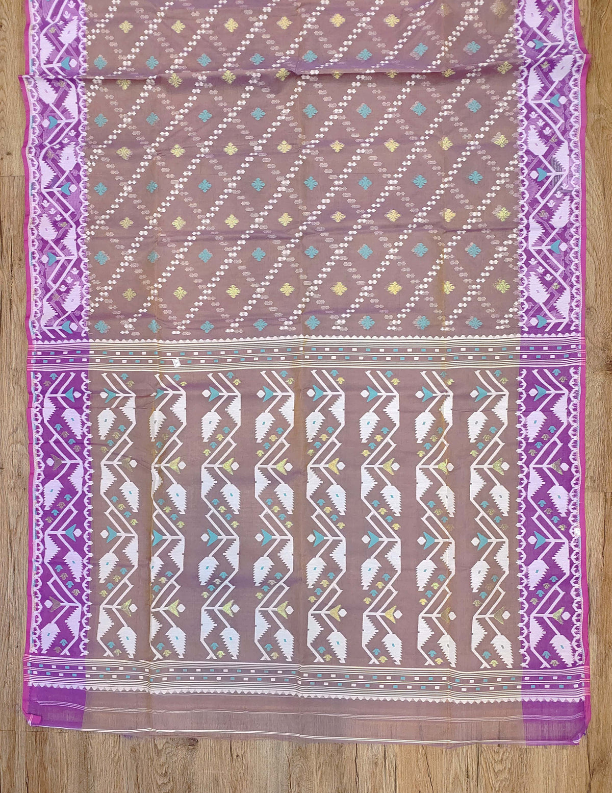 Dhakai Jamdani