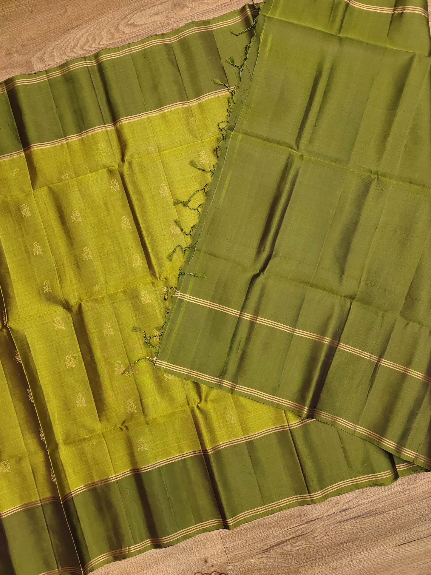 Arni Silk