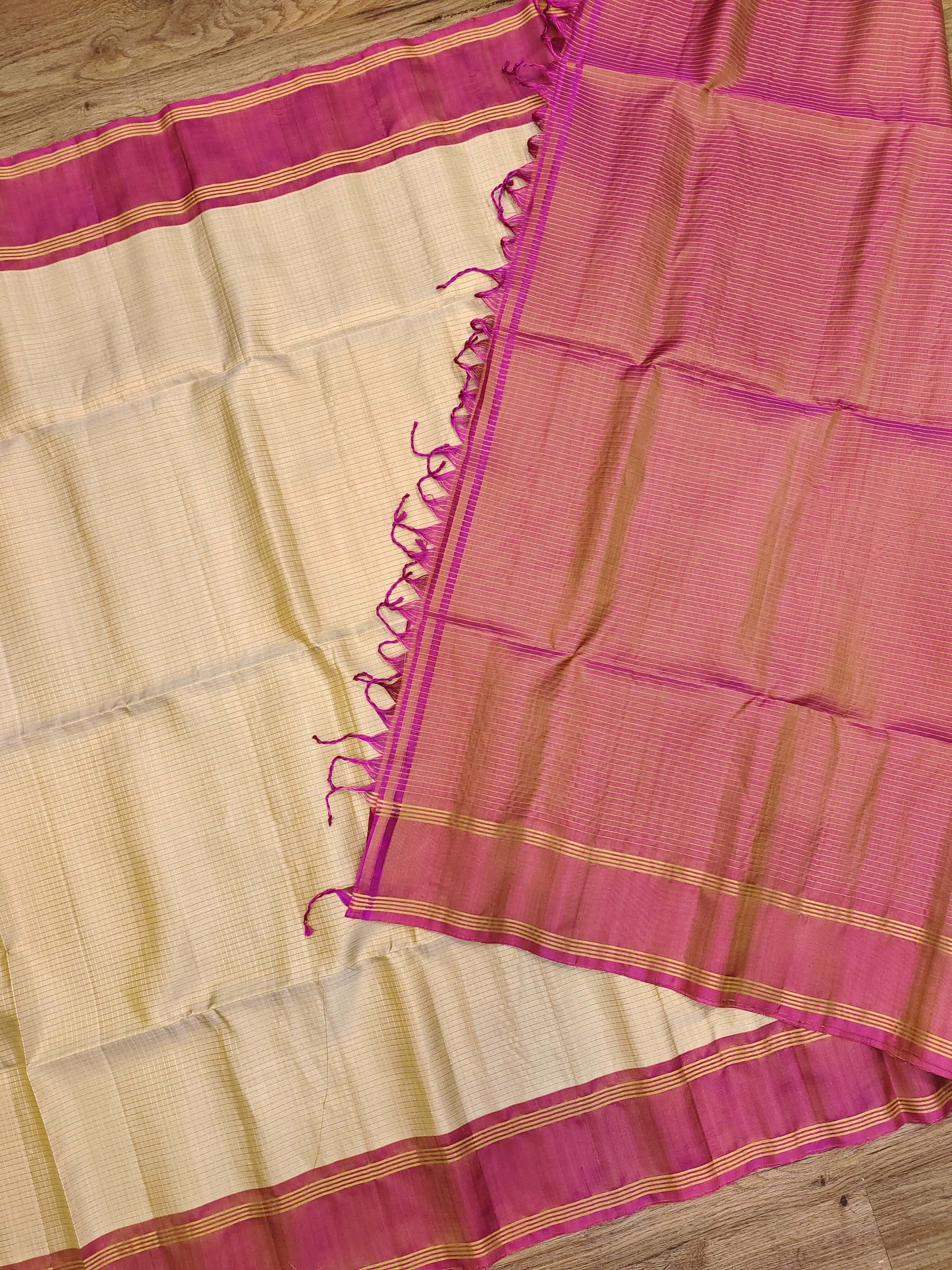 Arni Silk