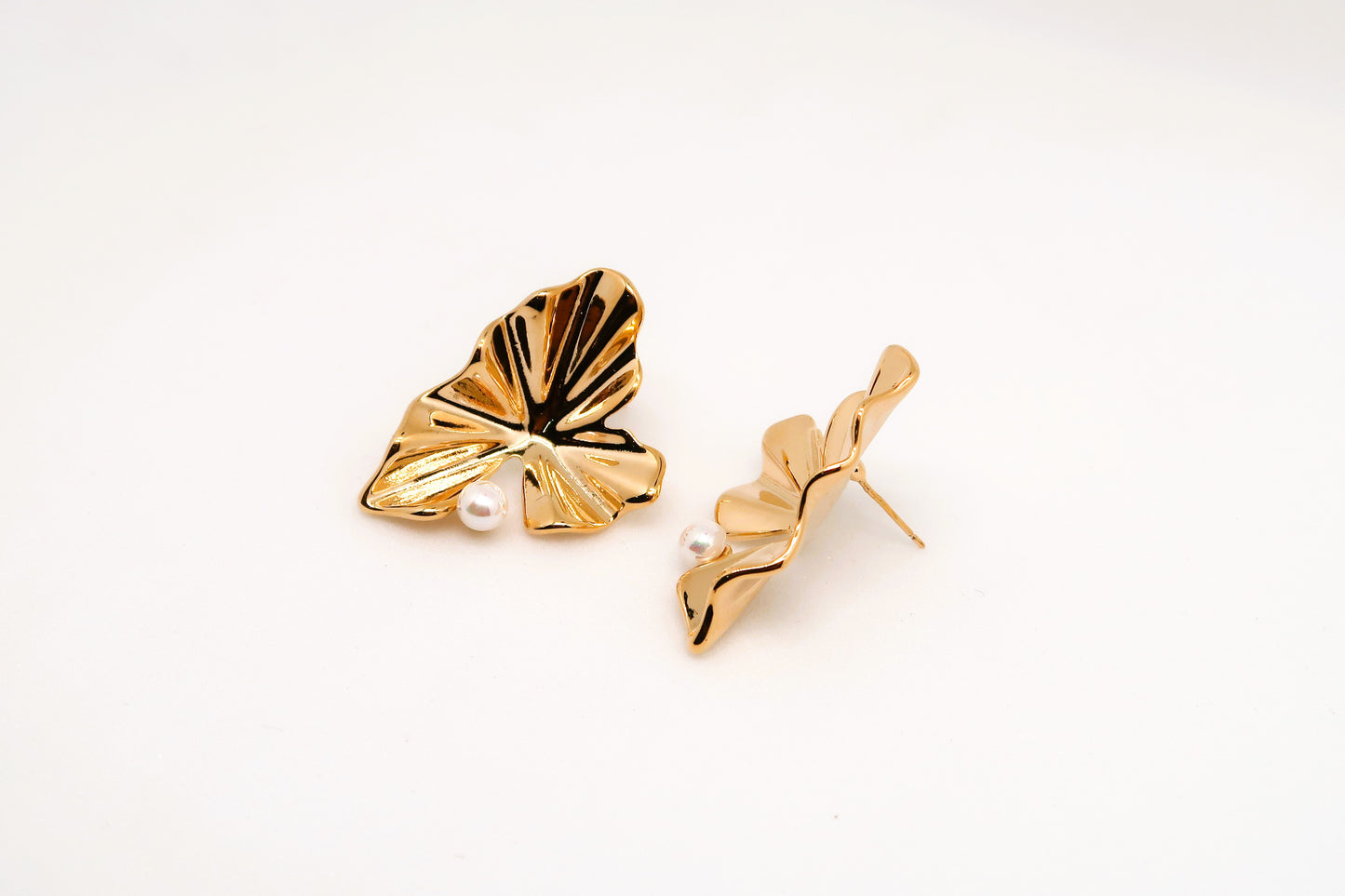 Leaf Studs