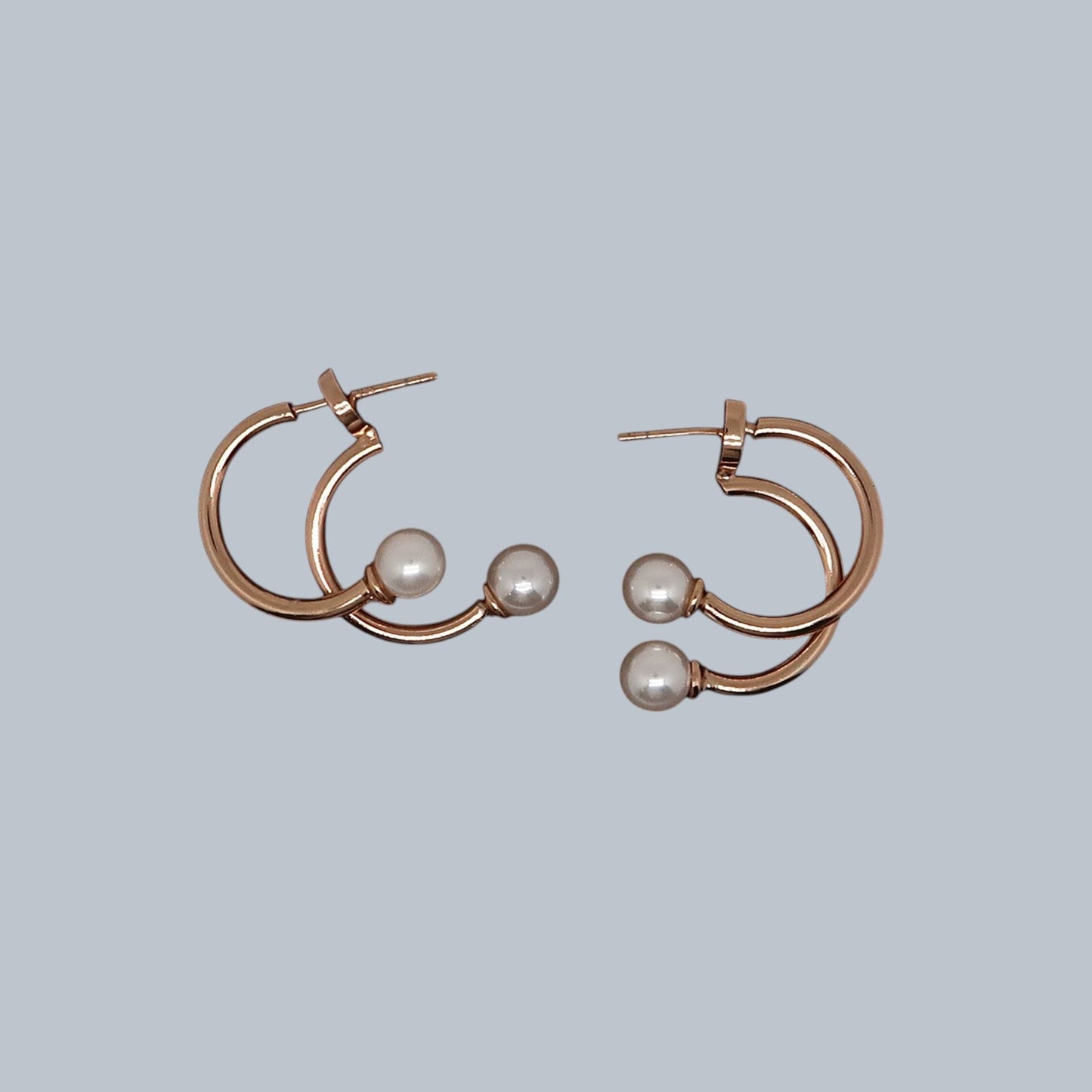 Pearl Curve Hoops