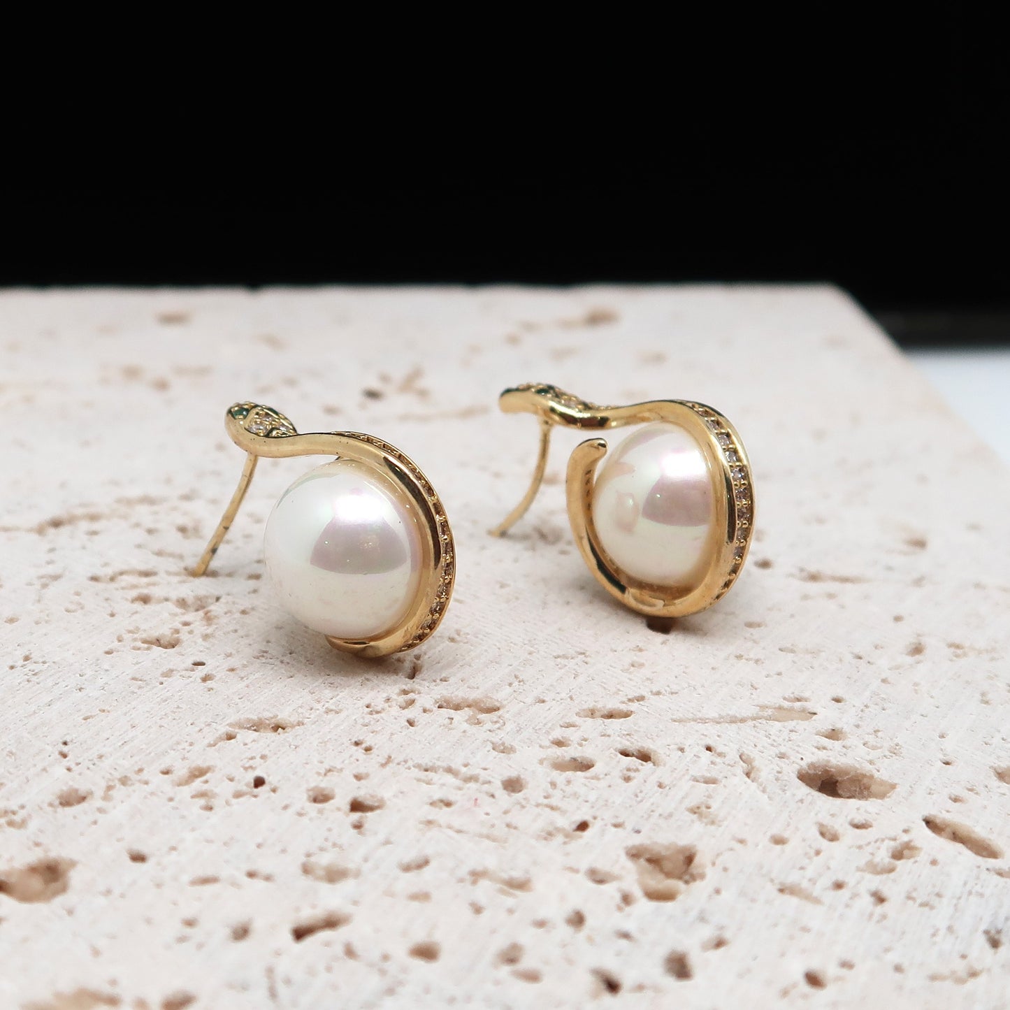 Pearl Drops