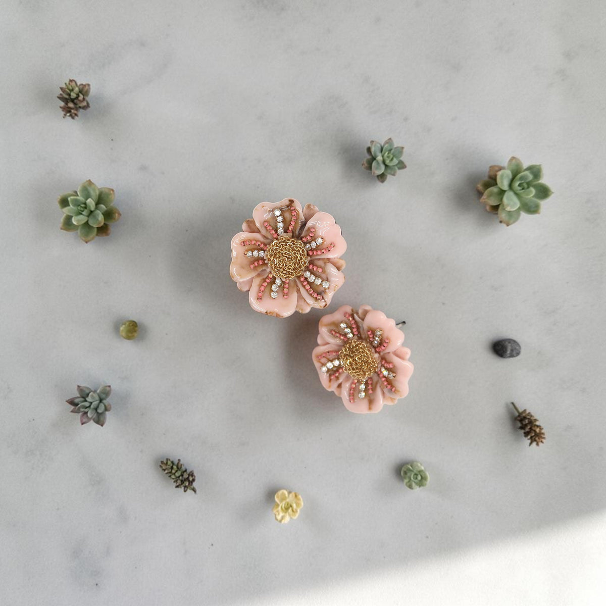 Radiance Studs