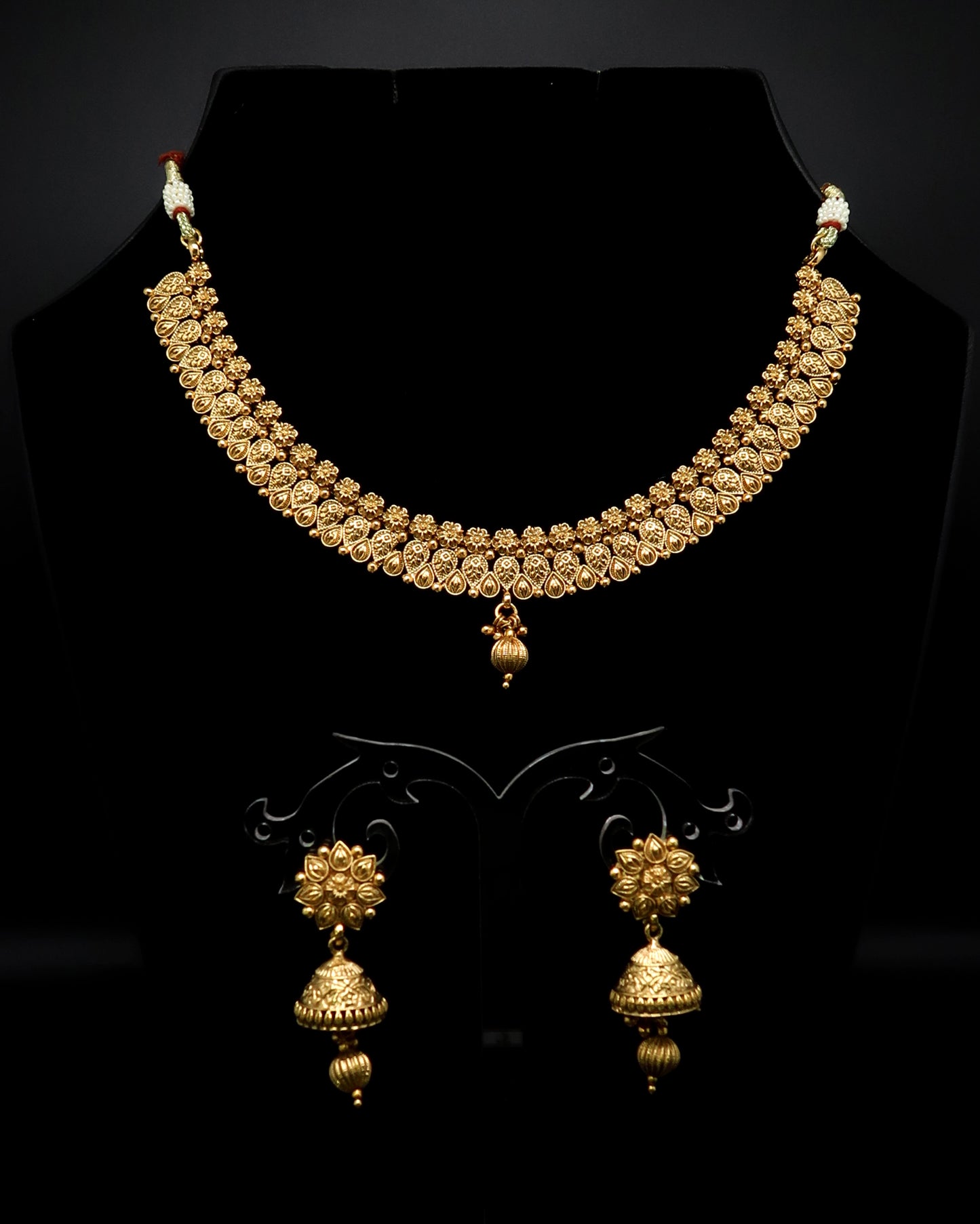 Antique Temple Floral Necklace Set