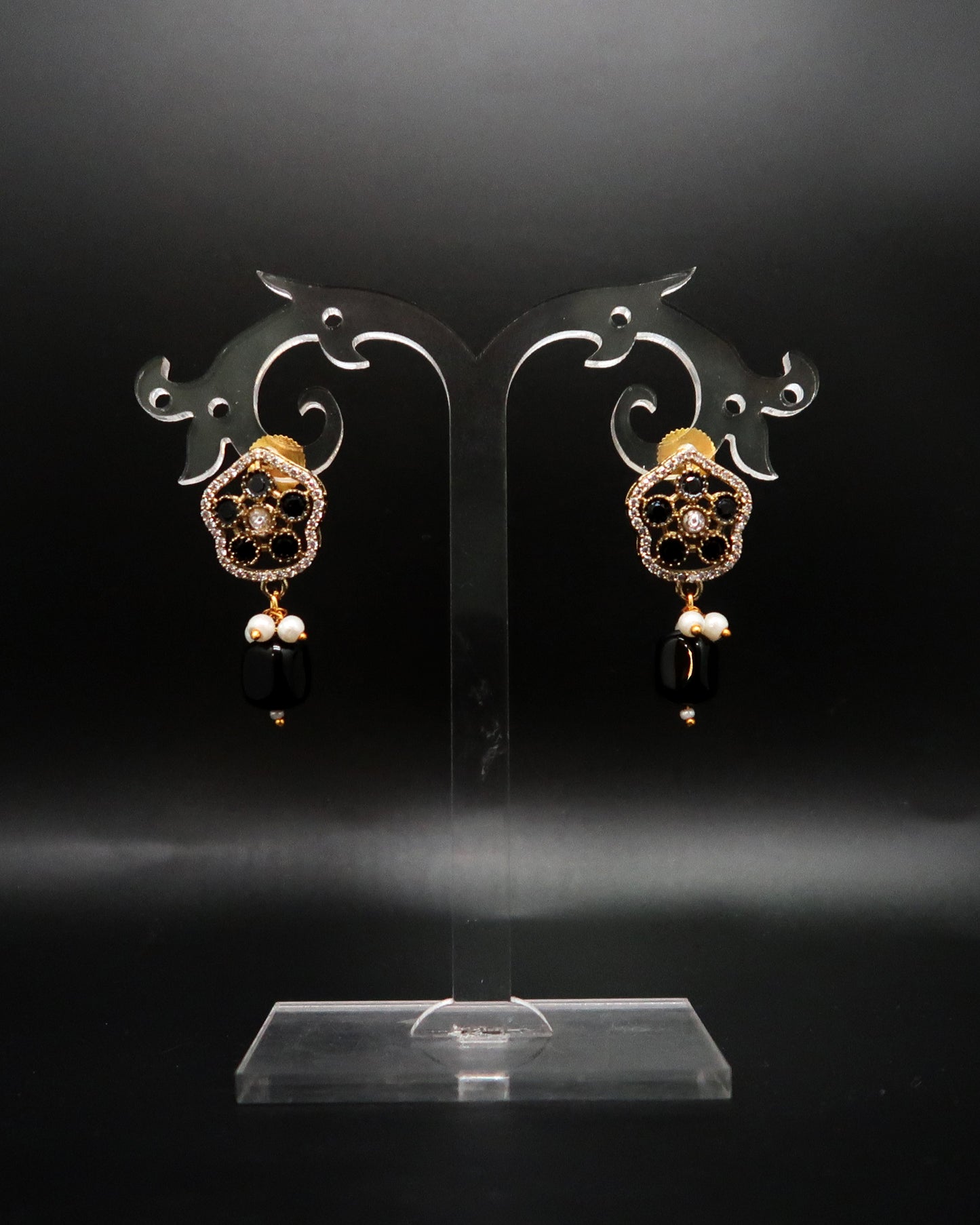 Rajasthani Black Kundan Necklace Set