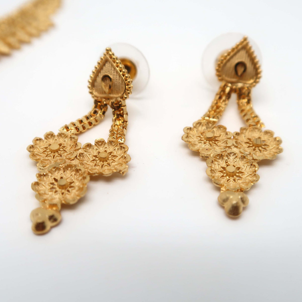 Pushpavali Necklace Set