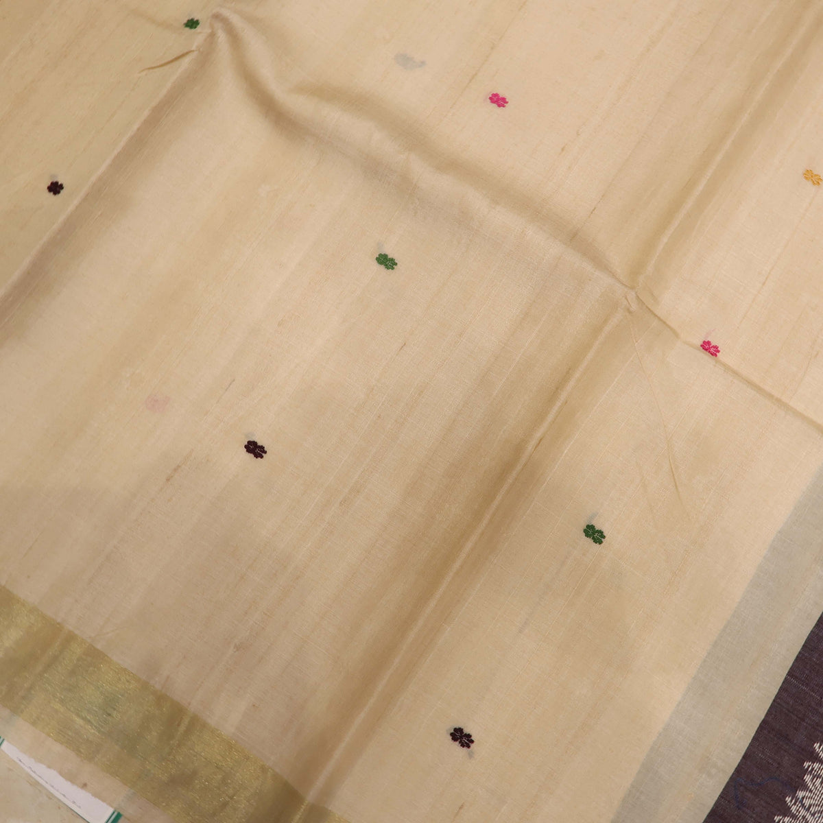 Dolabedi Tussar Silk Saree