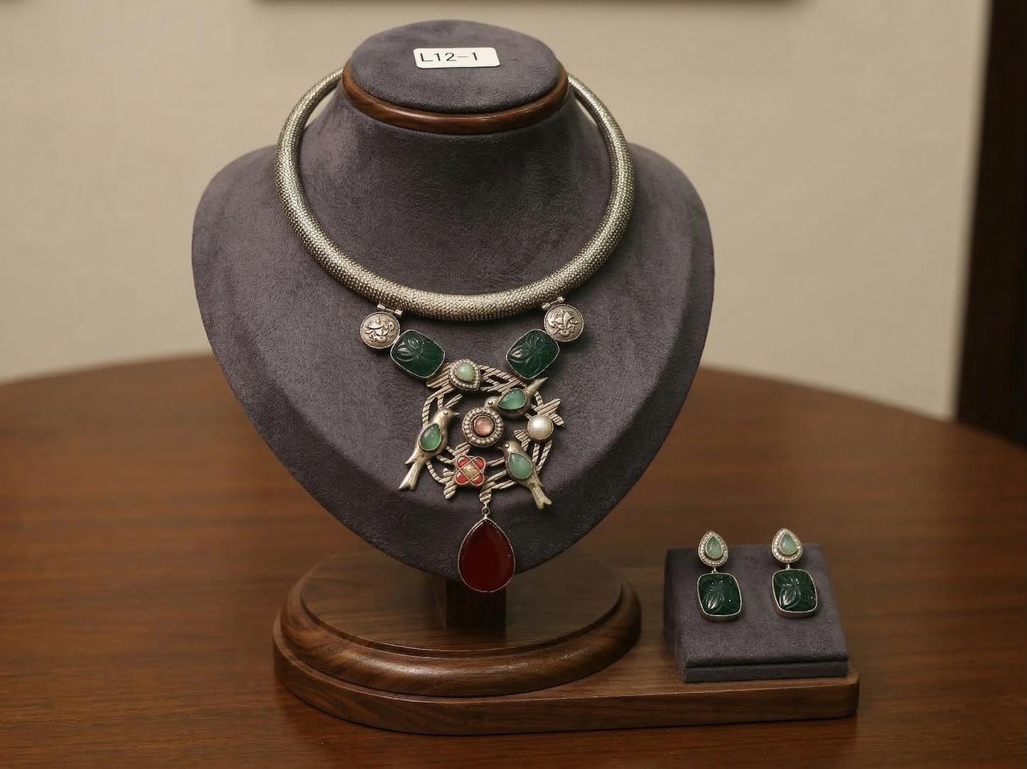 Oxidised Hasli Set