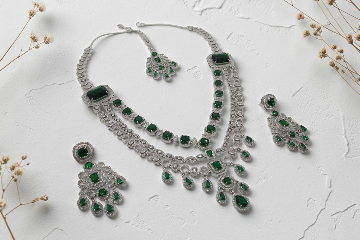 Emerald Charm