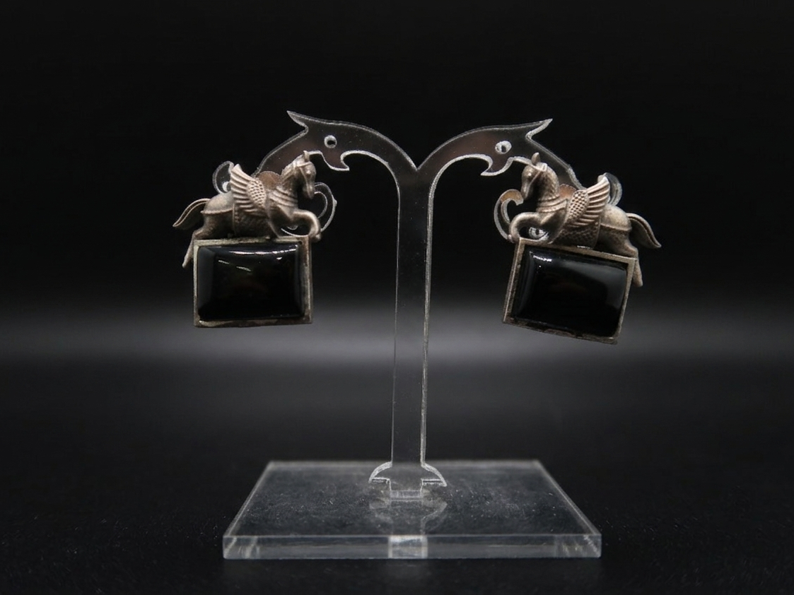 Pegasus Noir