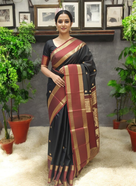 Handwoven Kanjivaram Silk Saree with Grand Pallu