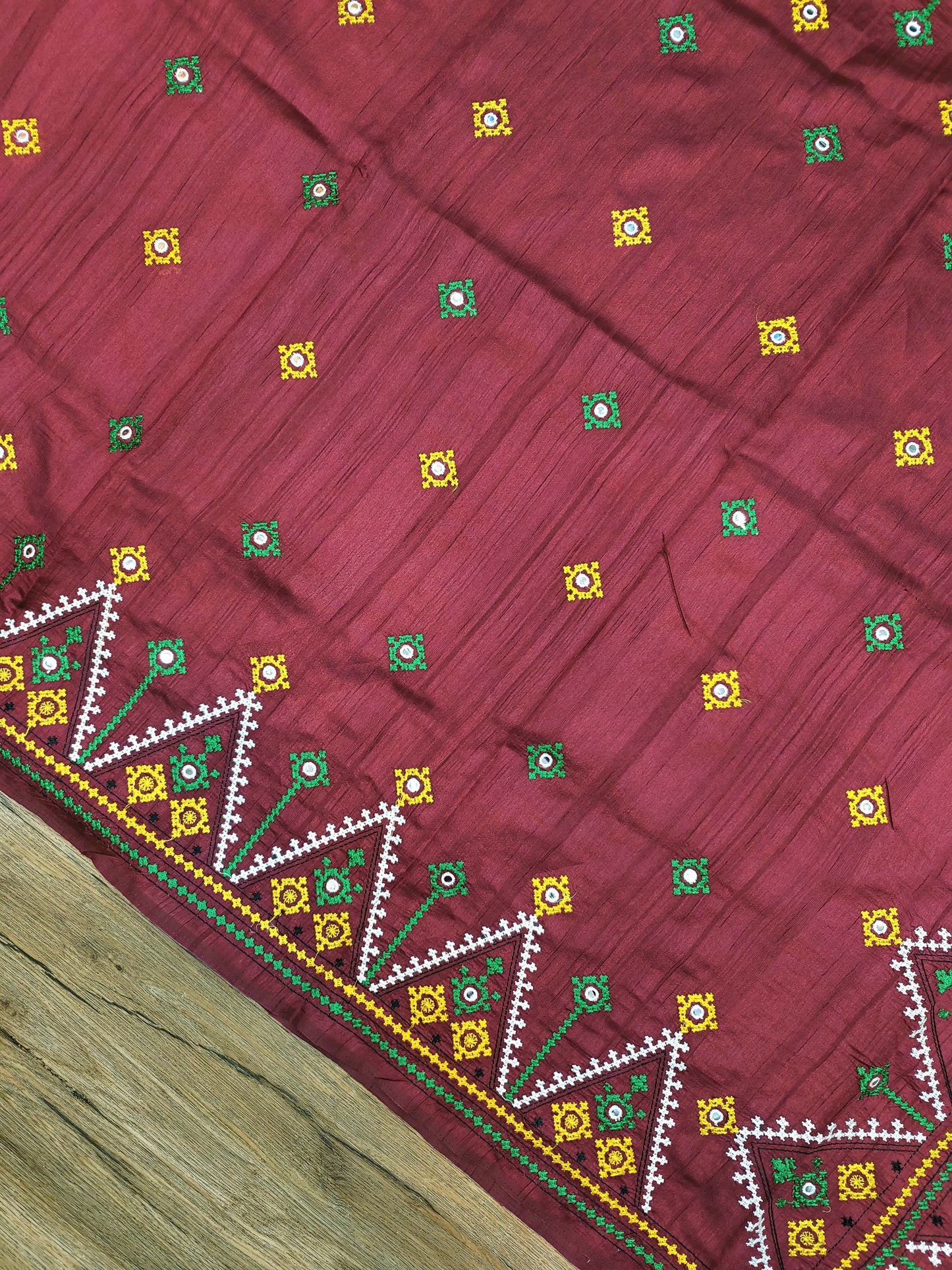 Gujarati Stitch on Blend Tussar Silk