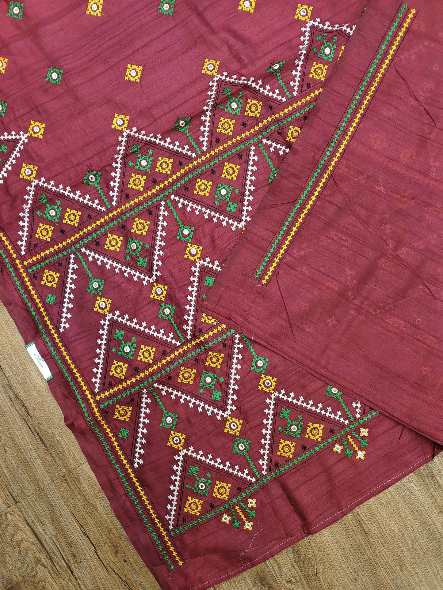 Gujarati Stitch on Blend Tussar Silk