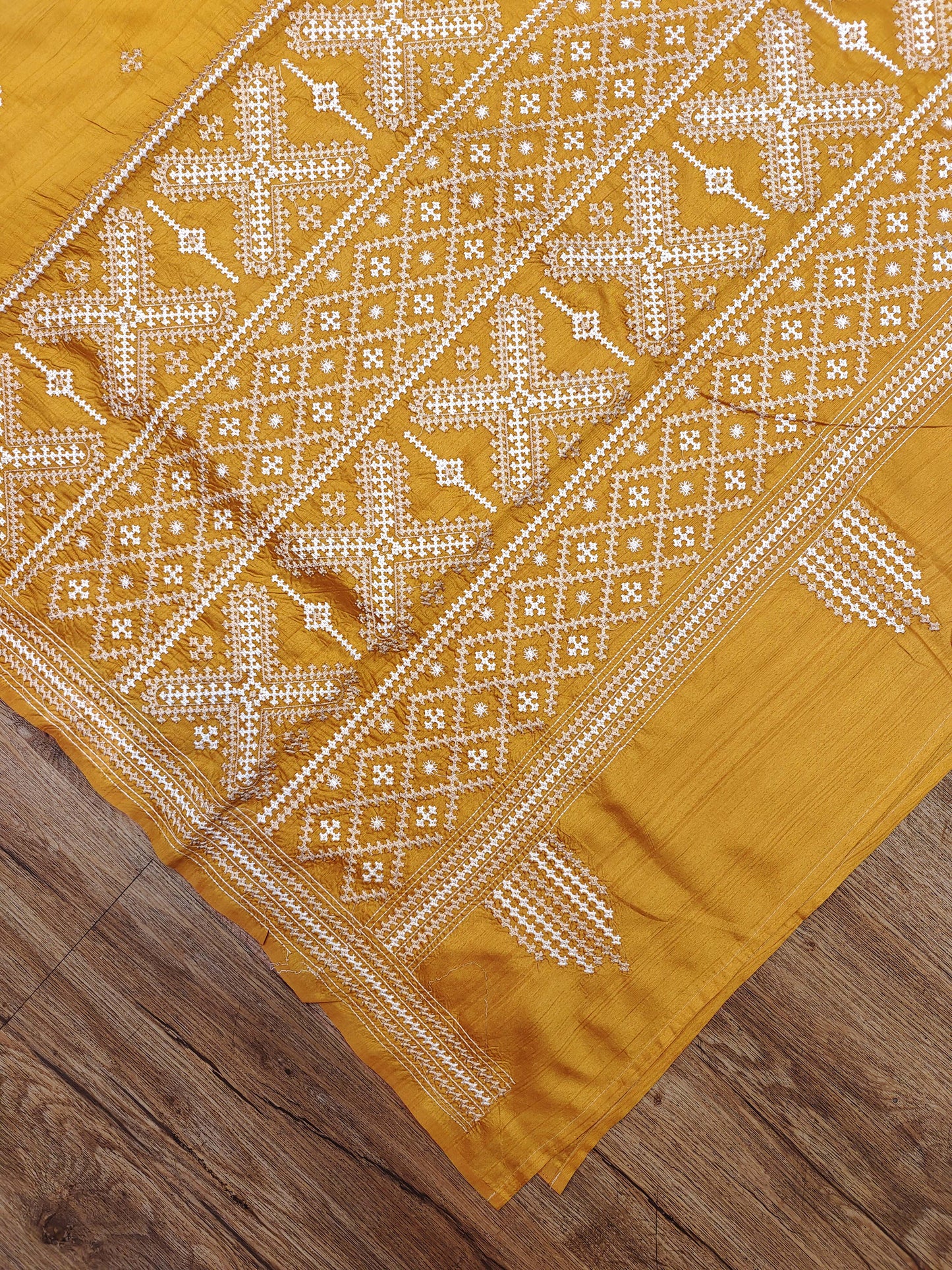 Gujarati Stitch on Blend Tussar Silk