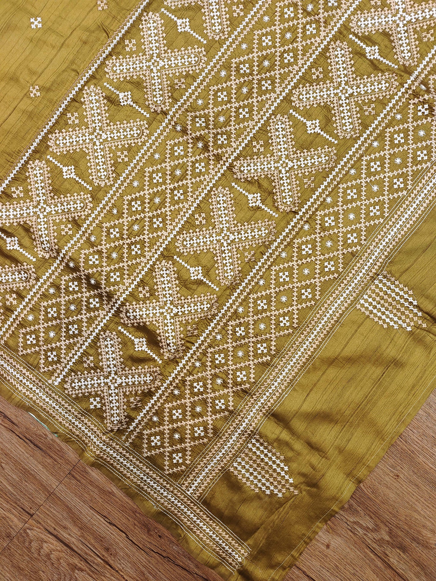 Gujarati Stitch on Blend Tussar Silk