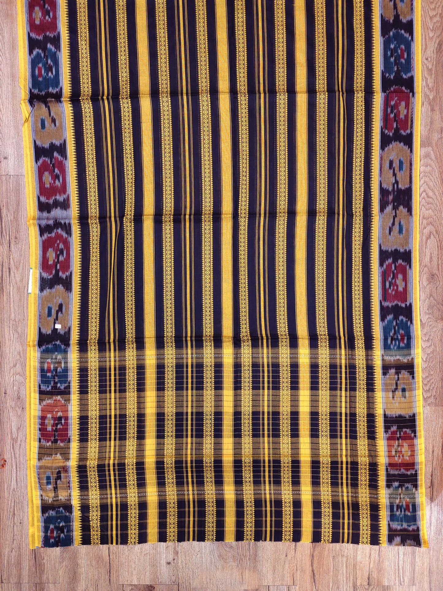 Dhaniakhali Saree