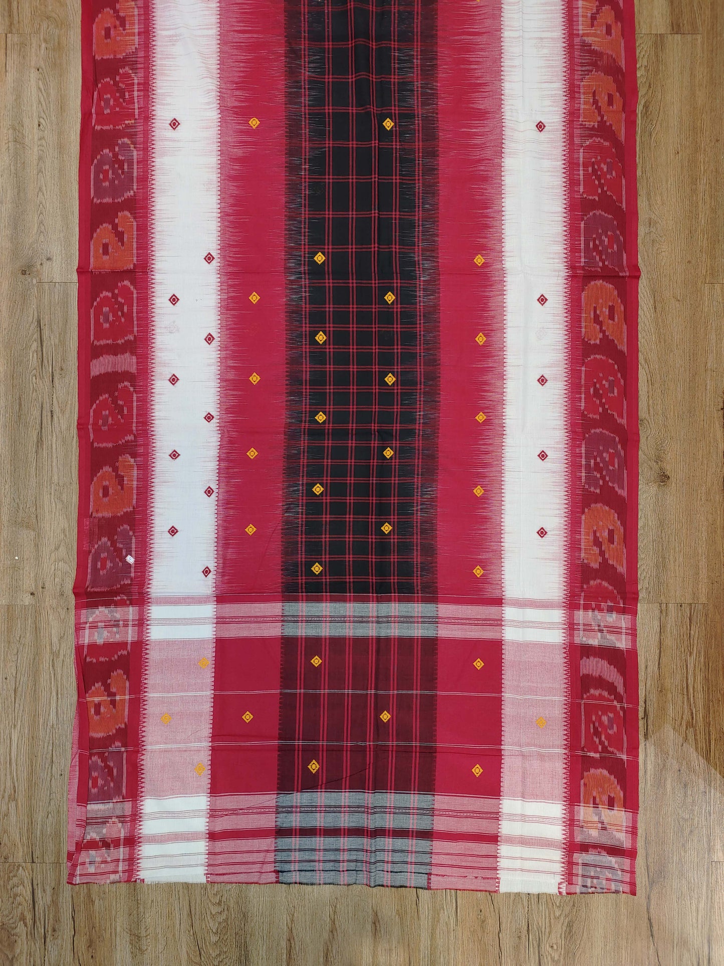 Dhaniakhali Saree