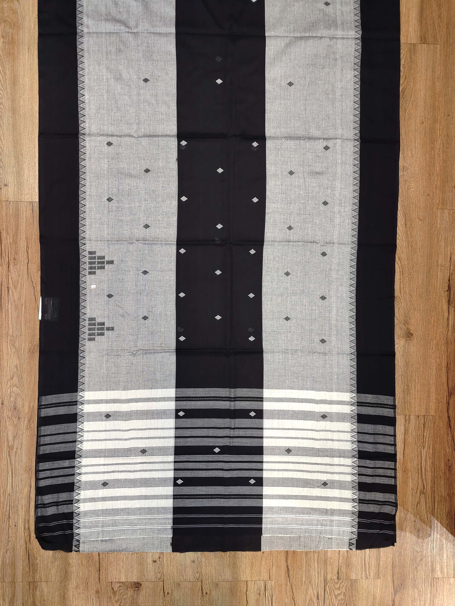 Dhaniakhali Saree
