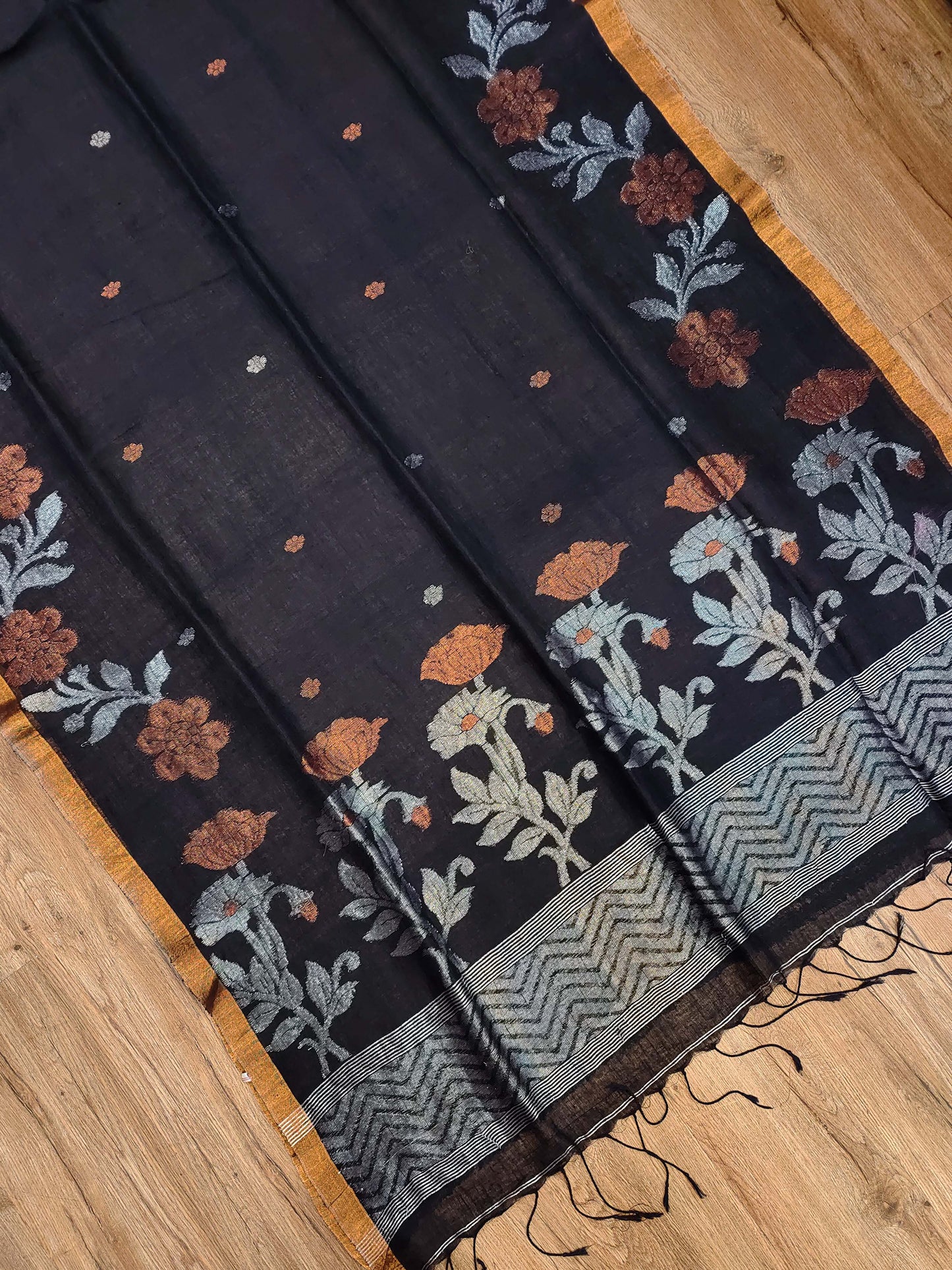 Linen Handloom