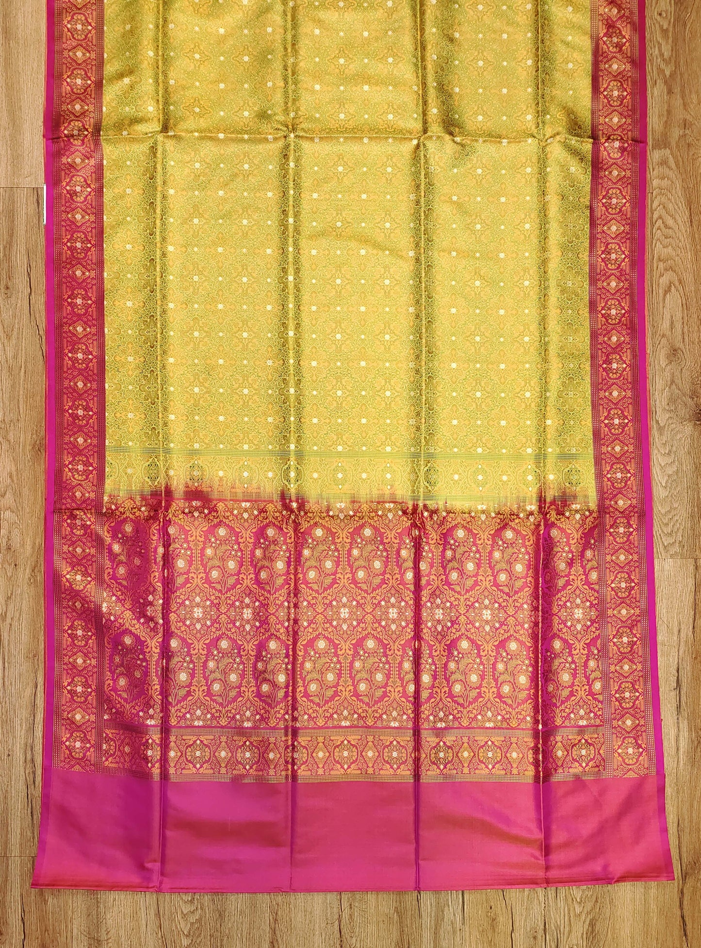 Pashmina Jamawar