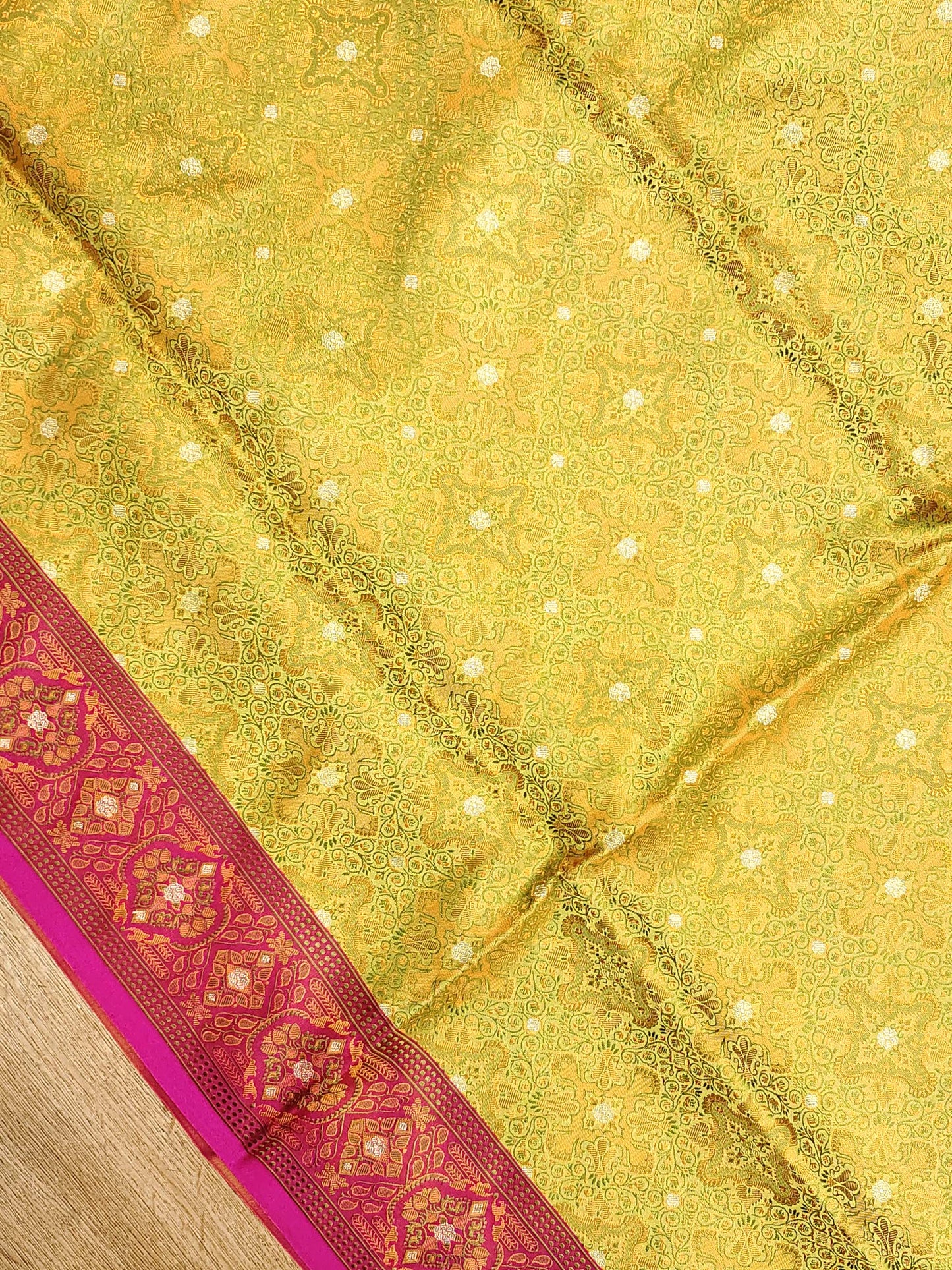 Pashmina Jamawar