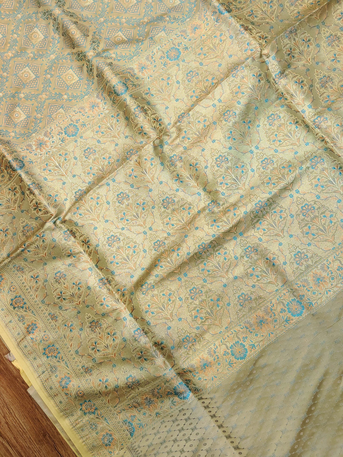 Pashmina Jamawar