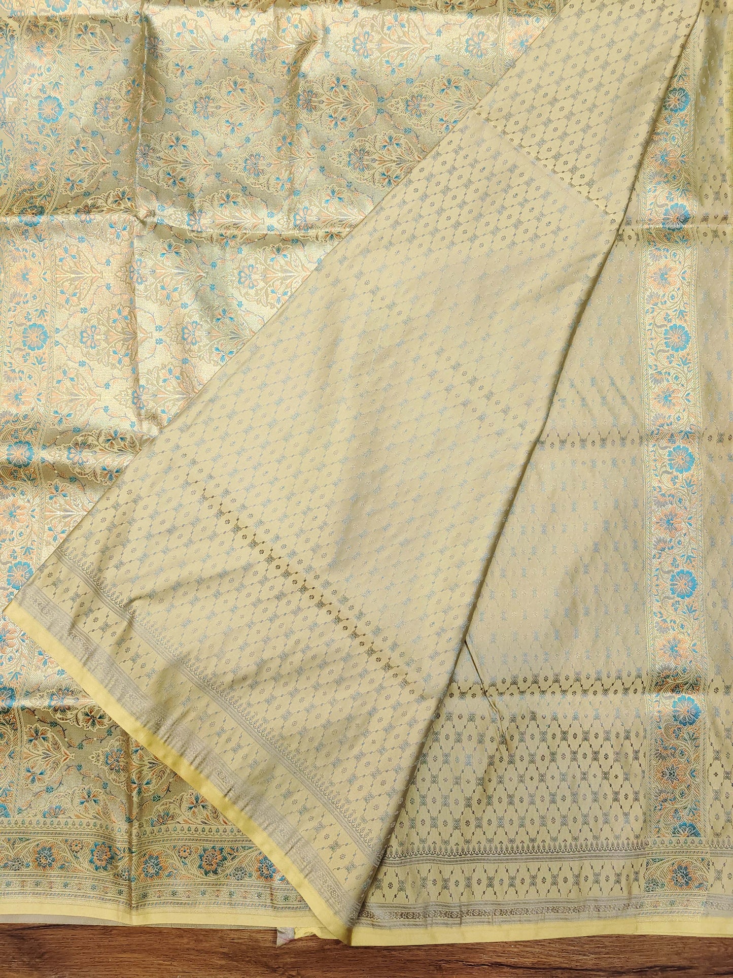 Pashmina Jamawar