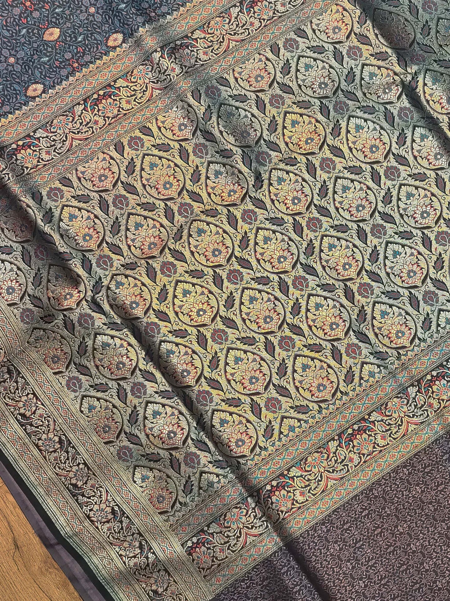 Pashmina Jamawar