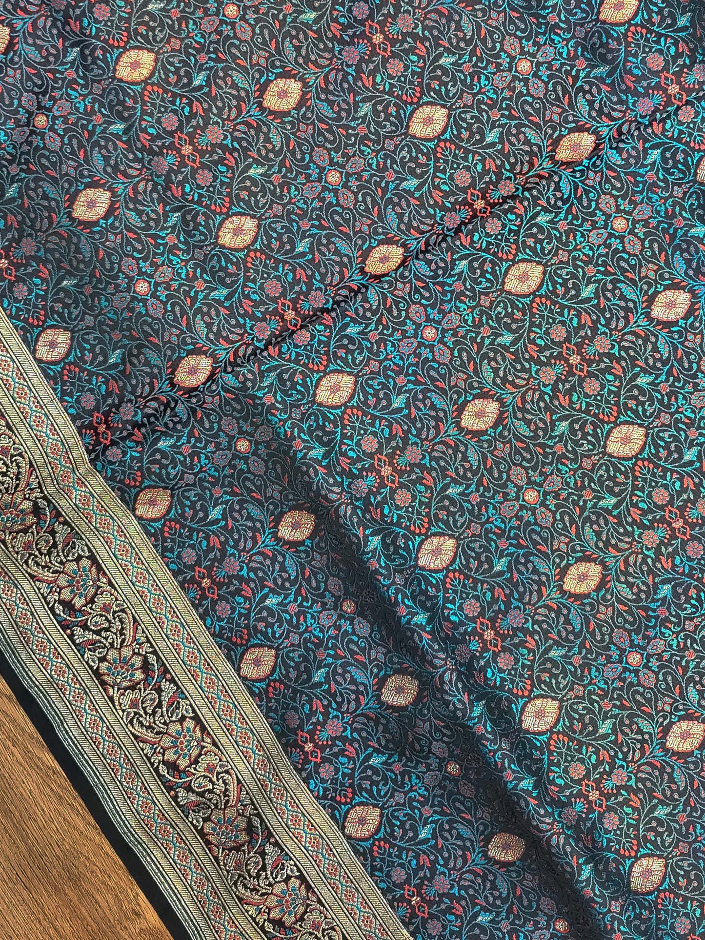 Pashmina Jamawar