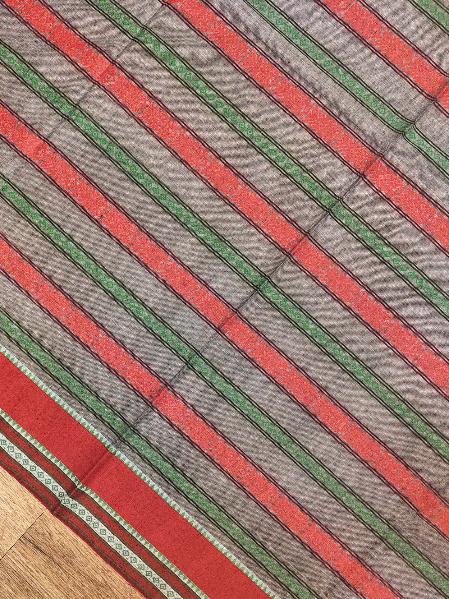 Dhaniakhali Saree