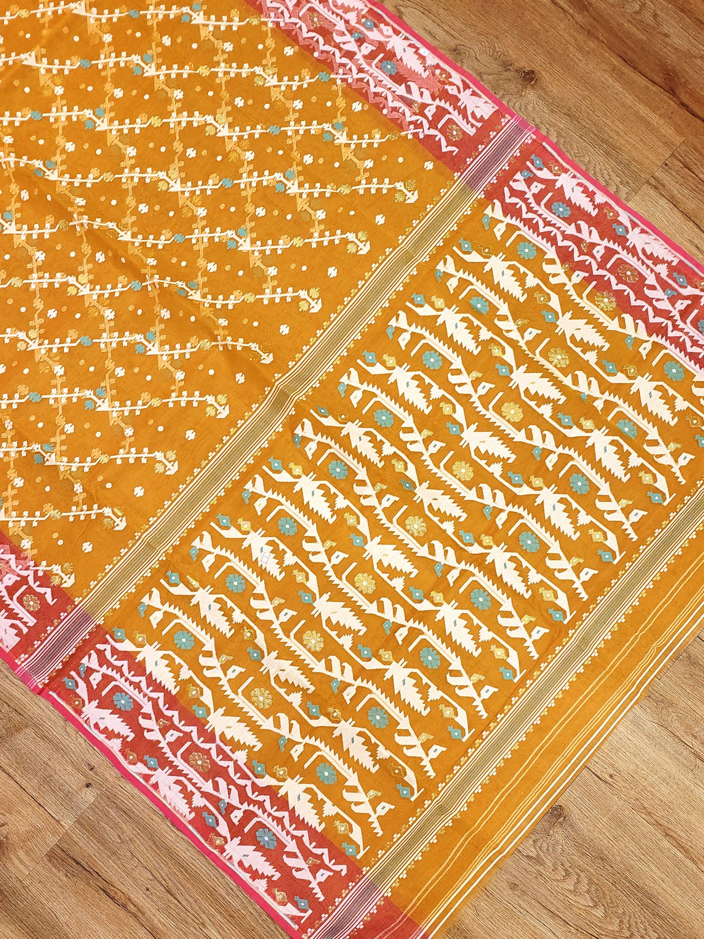 Dhakai Jamdani
