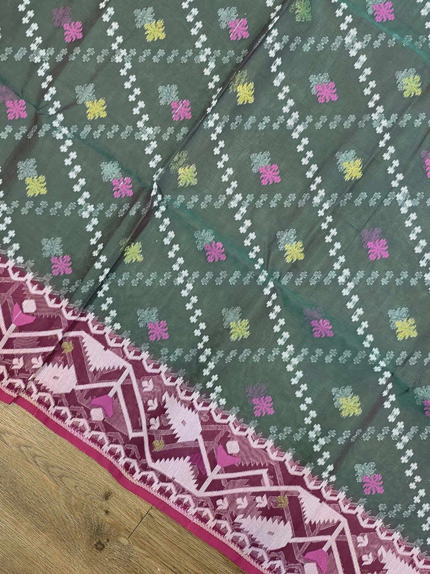 Dhakai Jamdani