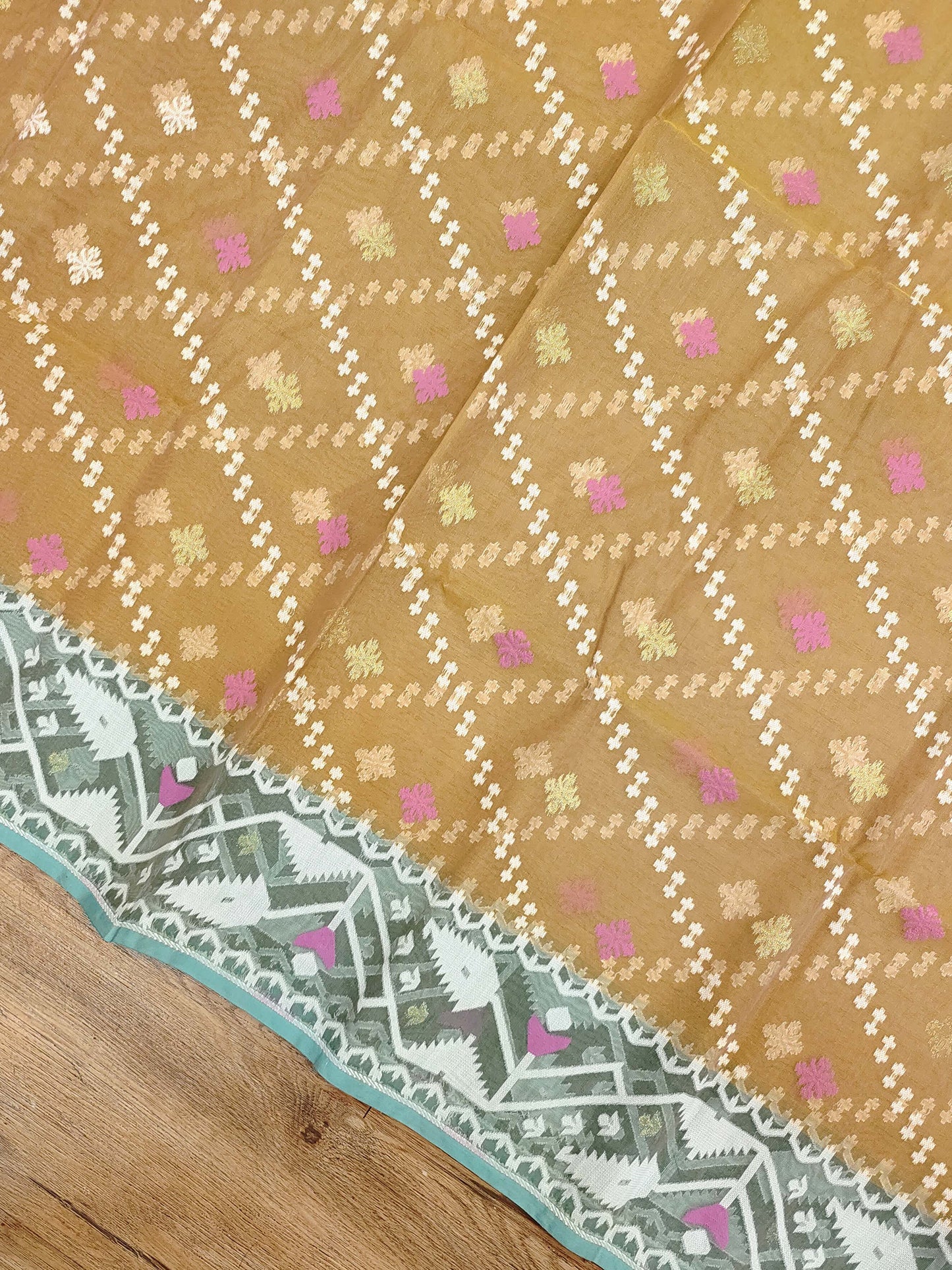 Dhakai Jamdani