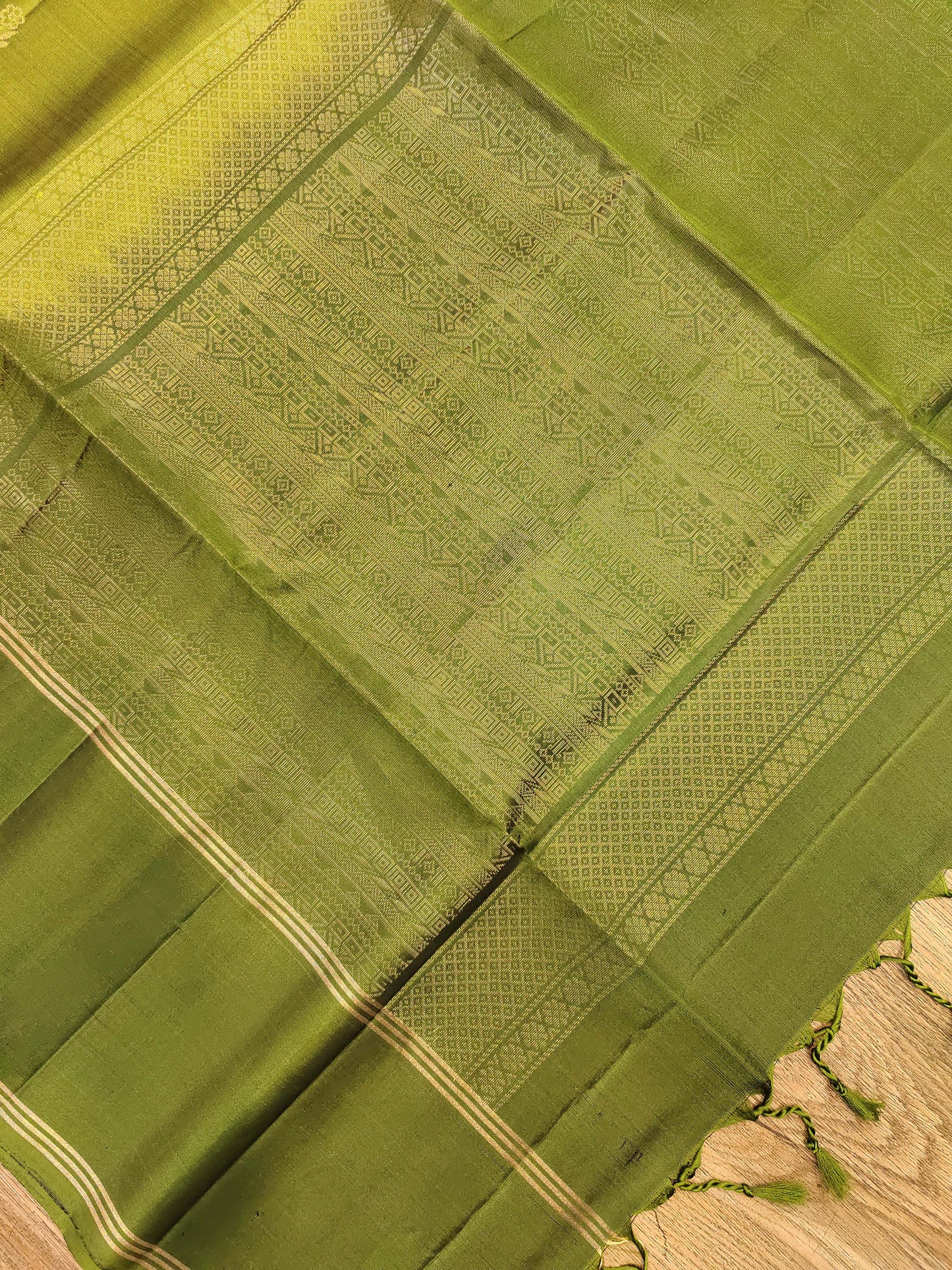 Arni Silk