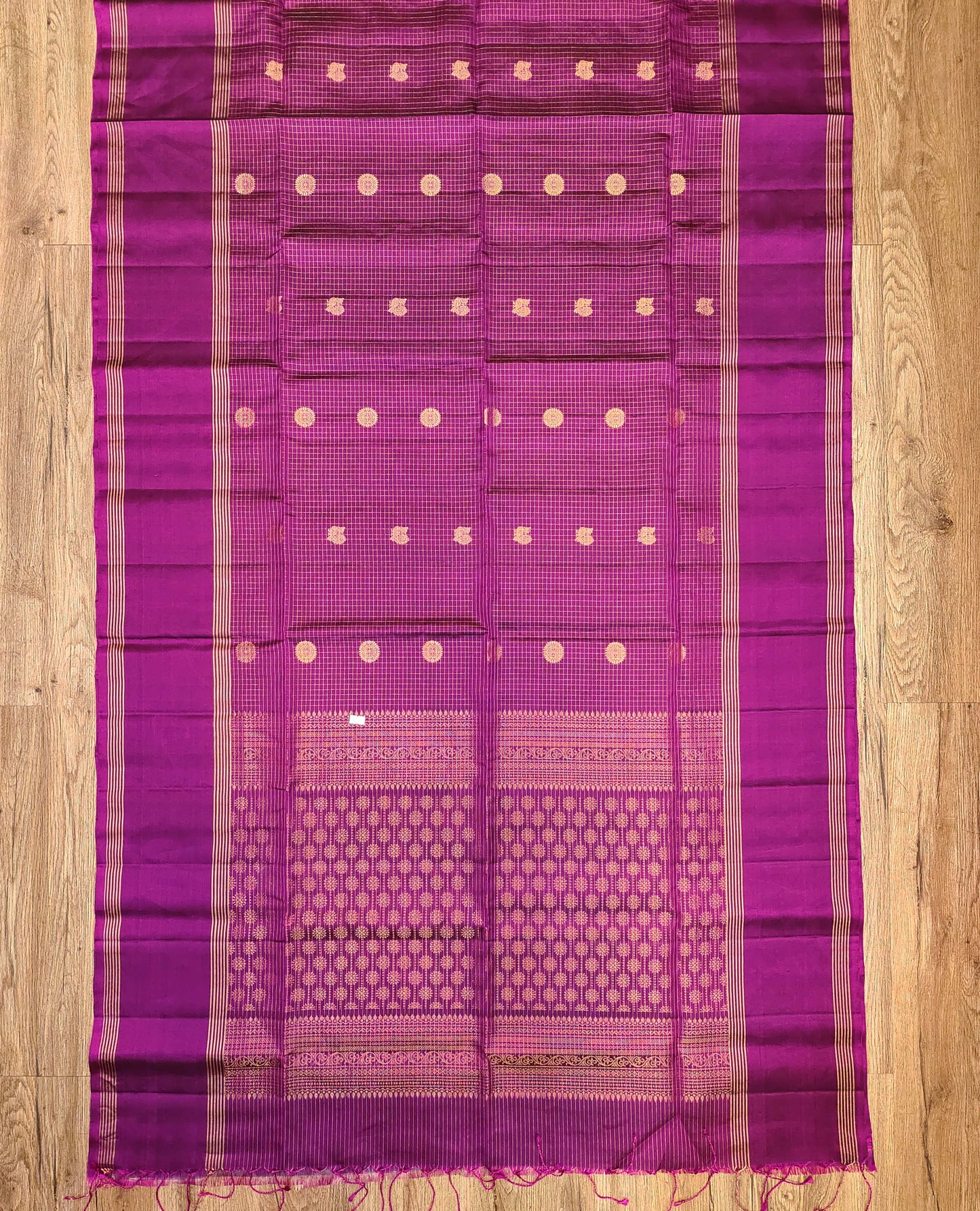 Arni Silk