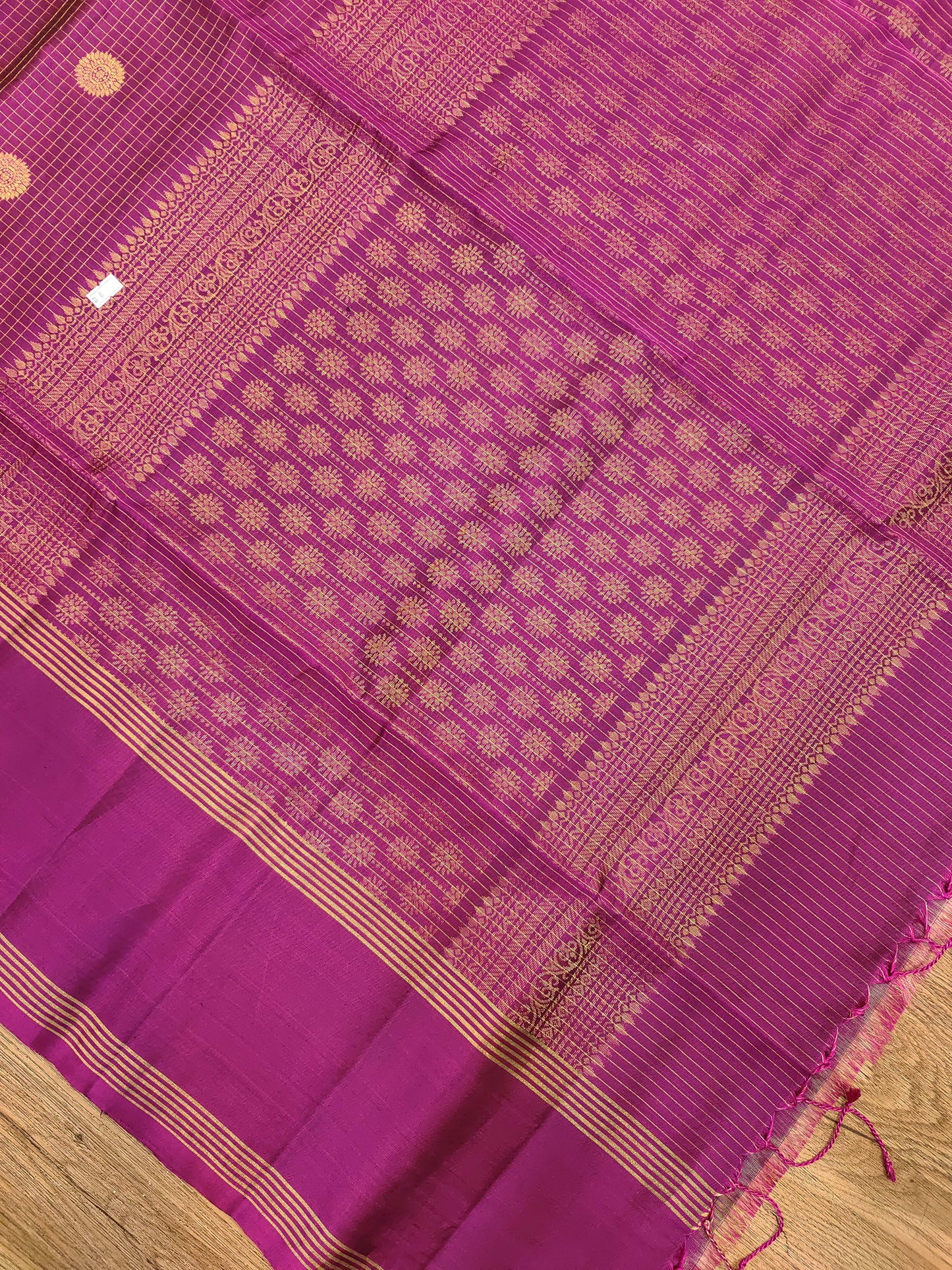 Arni Silk