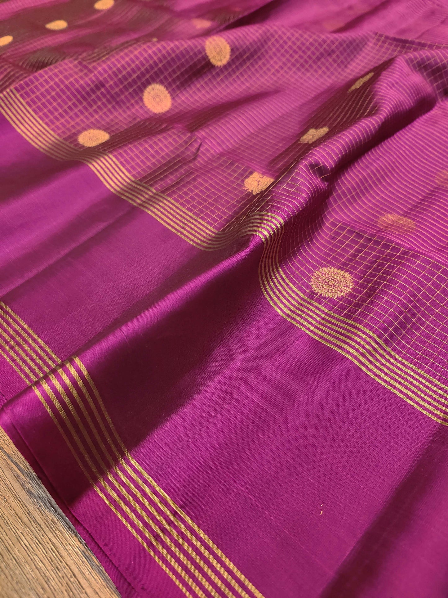 Arni Silk