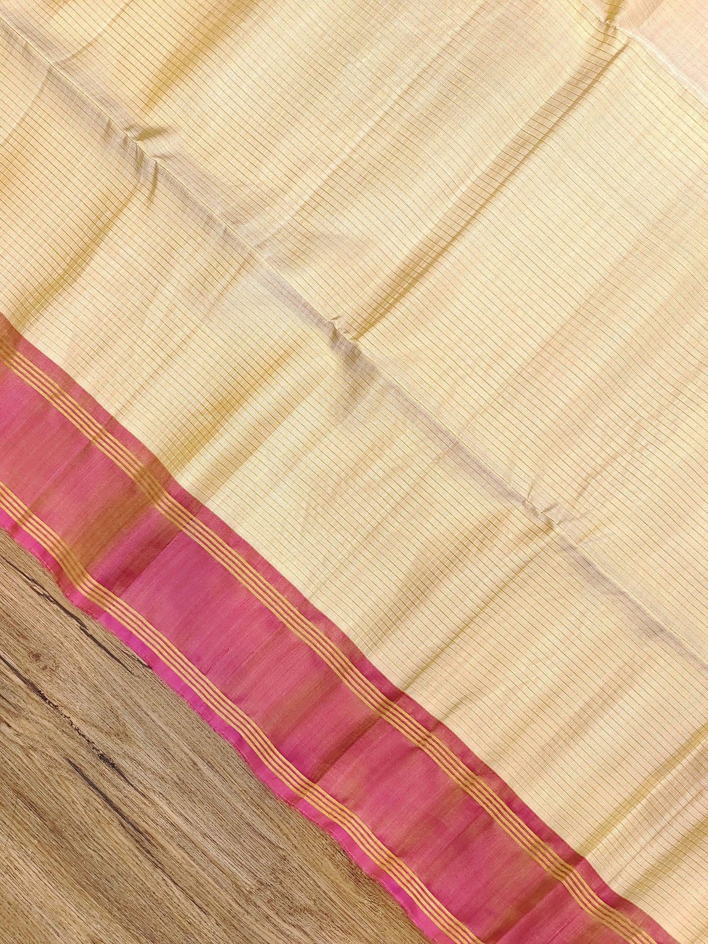 Arni Silk
