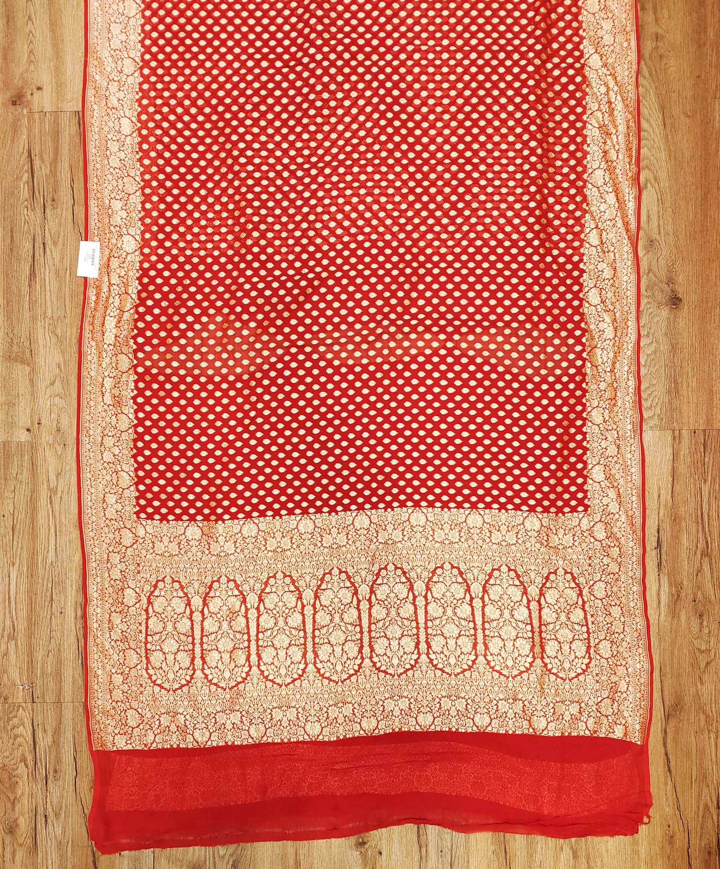 Georgette Banarasi