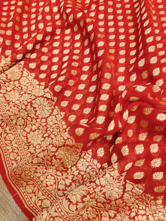 Georgette Banarasi