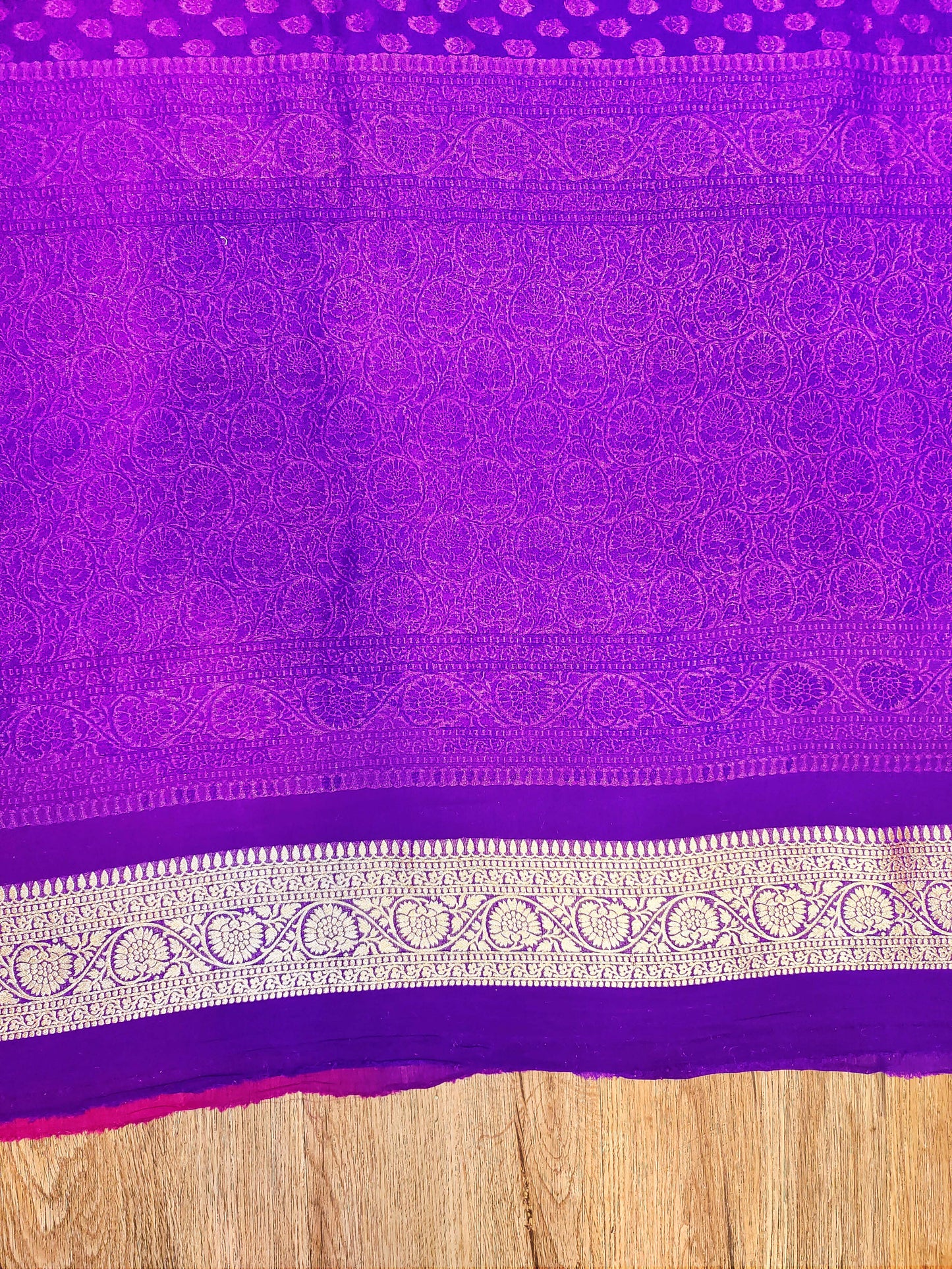 Georgette Banarasi
